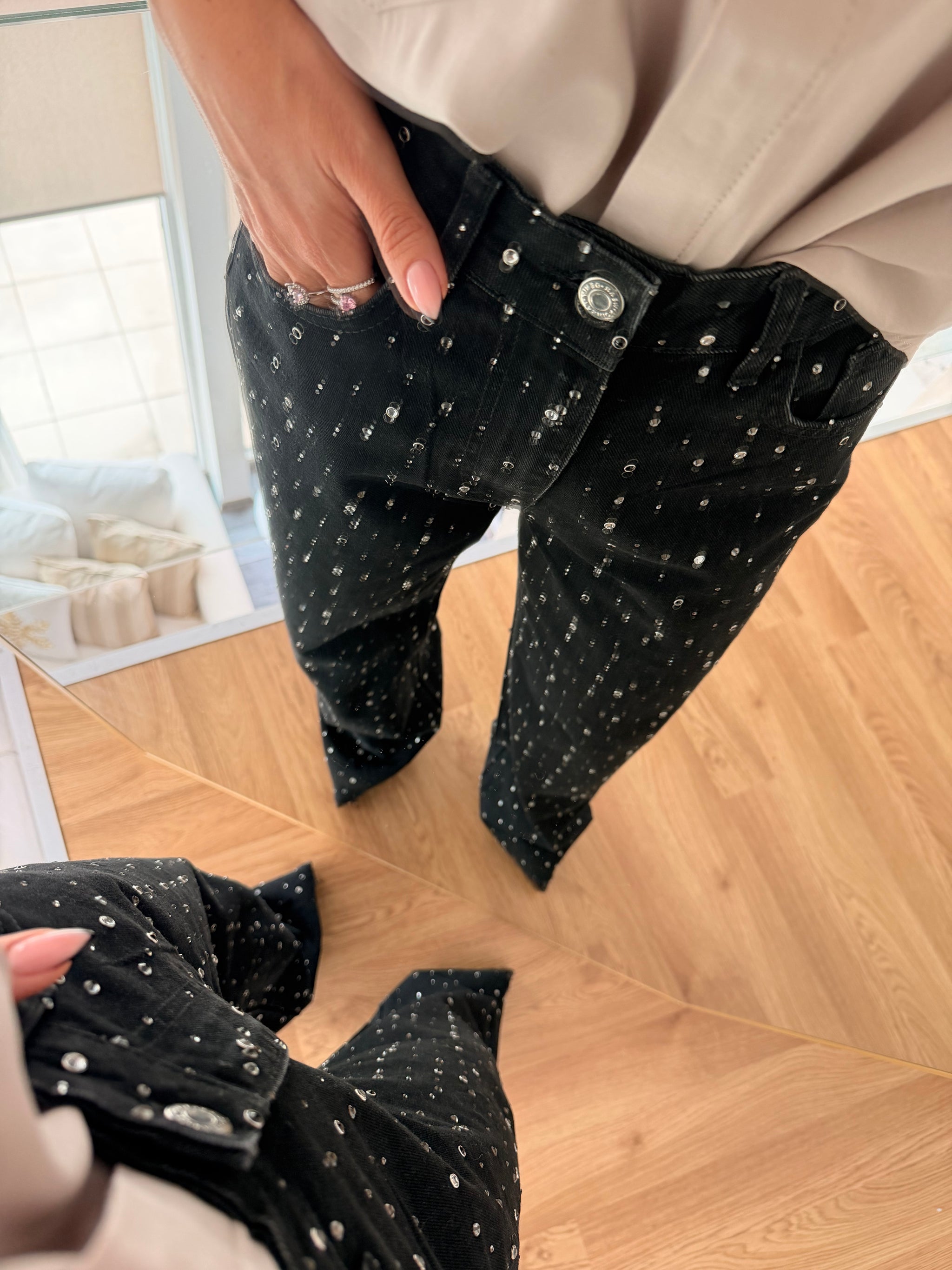 Taş İşlemeli Antrasit Siyah Jean