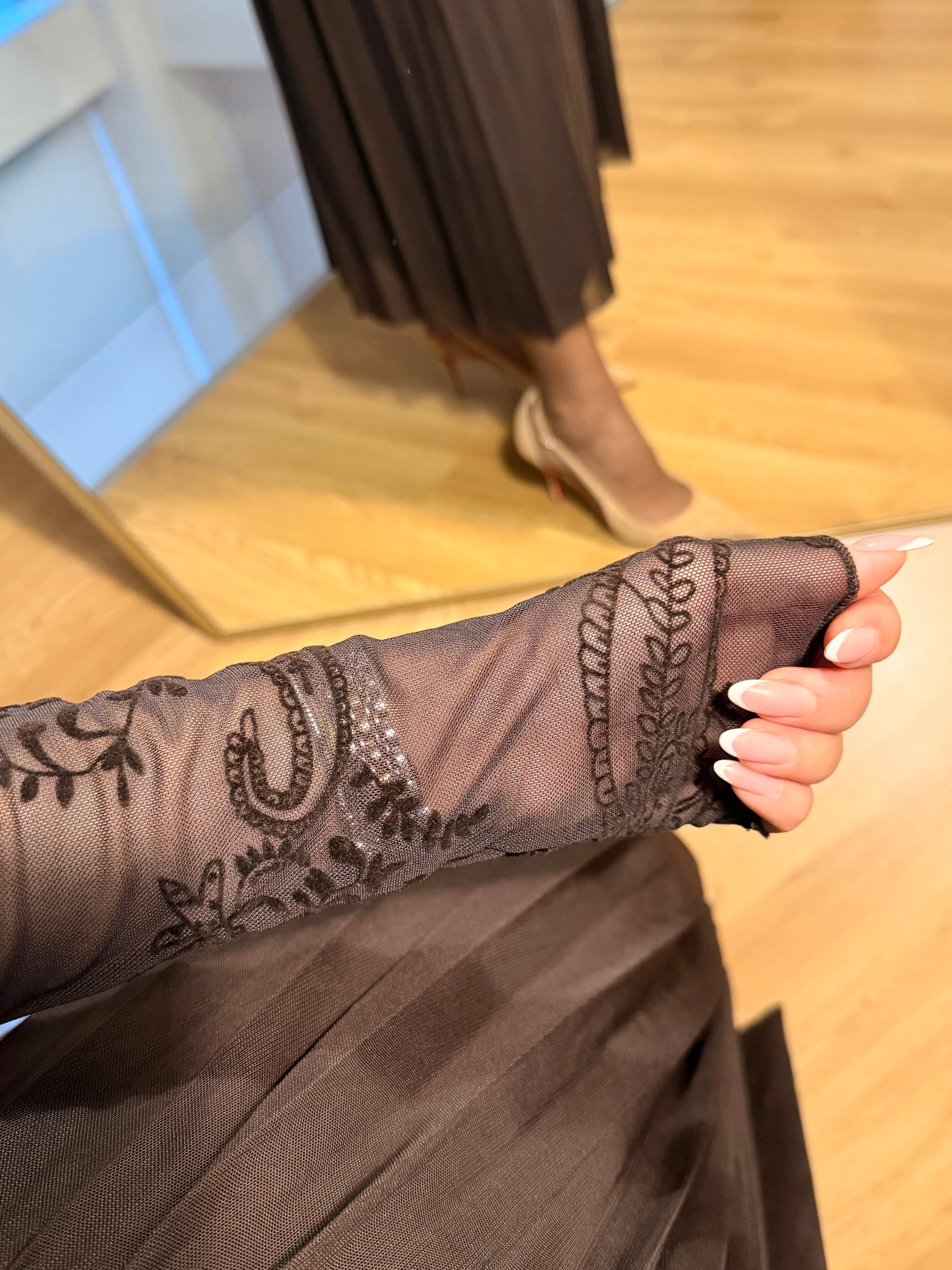 Acı Kahve Tül Desenli Şifon Bluz