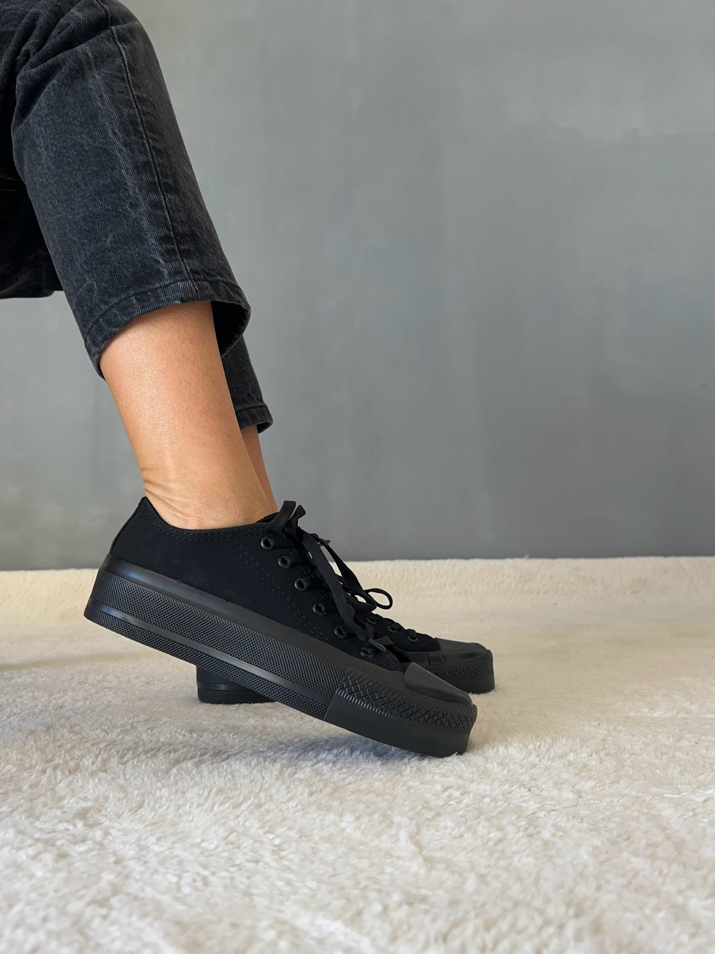 Platform Taban Kömür Deri Tozu Mevsimlik Snowy