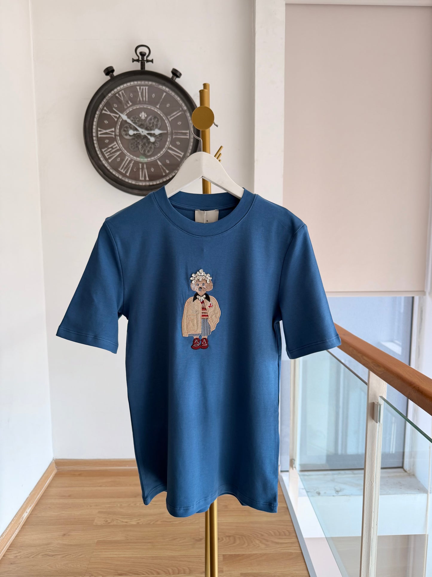 Red Queen Pastel Mavi Basic Tshirt