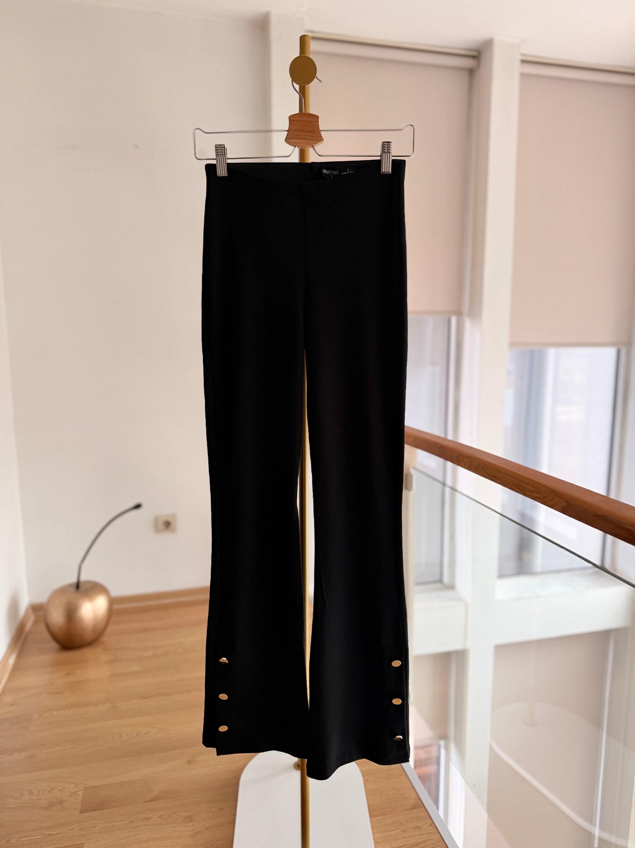 İspanyol Paça Yırtmaçlı Siyah Pantolon Tayt