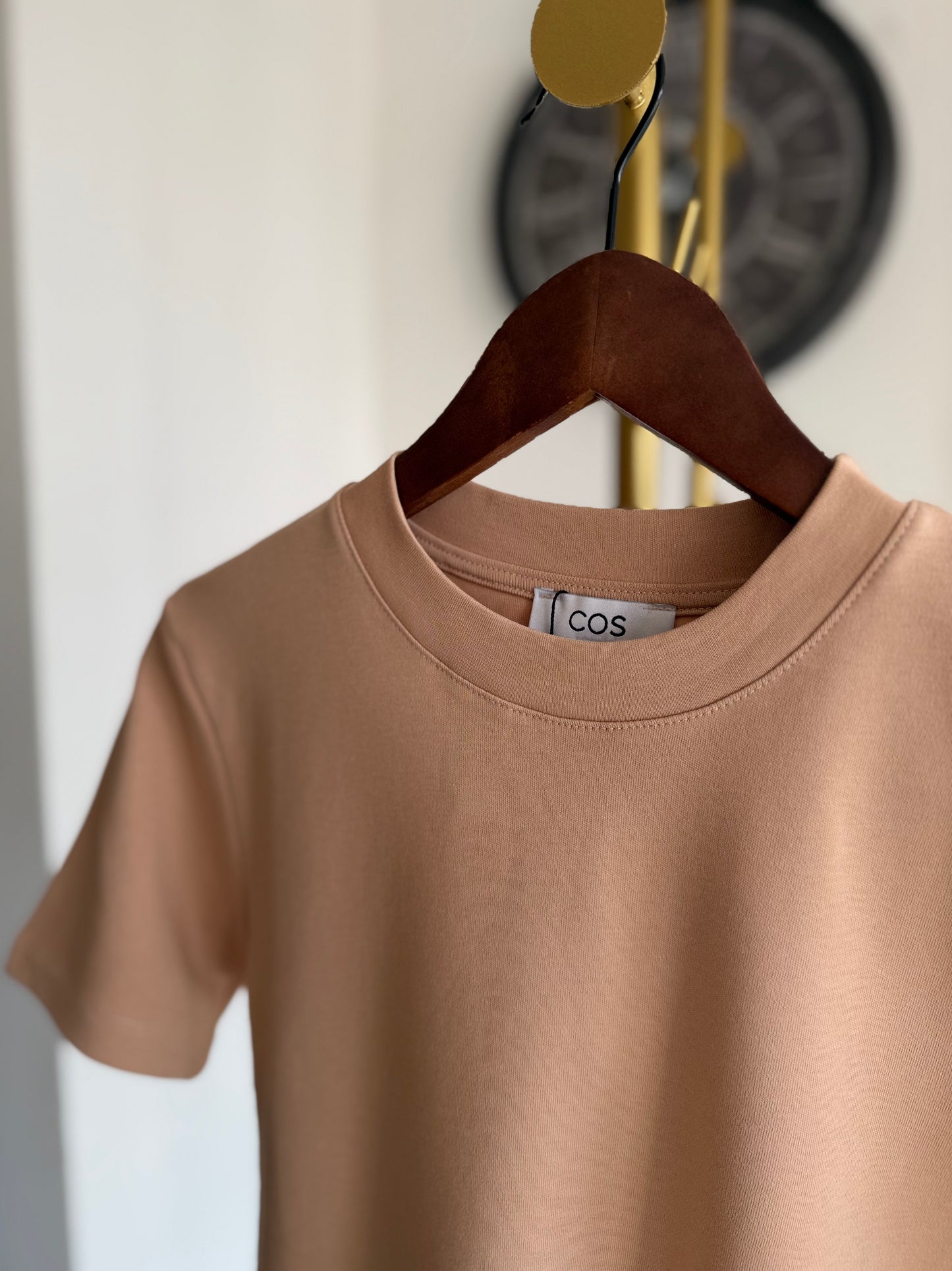 Bisiklet Yaka Sütlü Kahve Kısa Kollu Tshirt