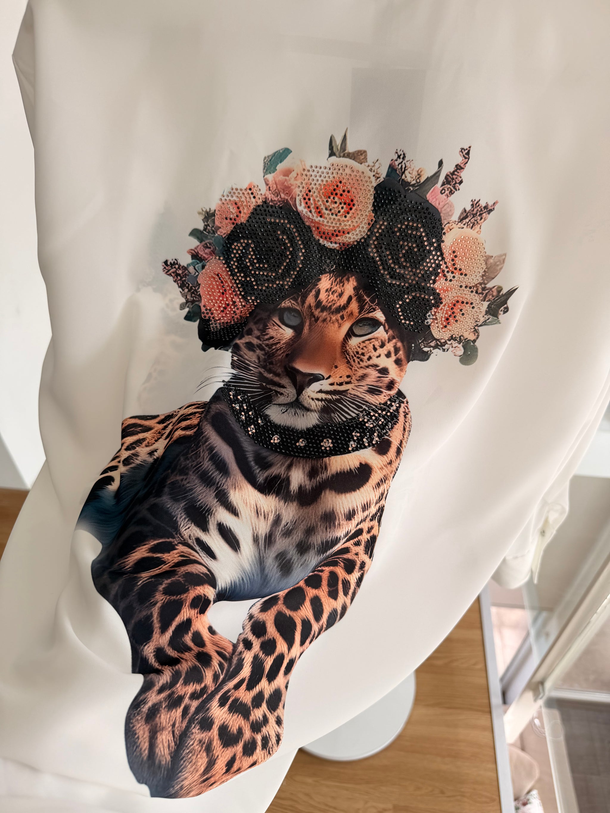 Taşlı Tasarım “Queen Cat” İpek Saten Gömlek