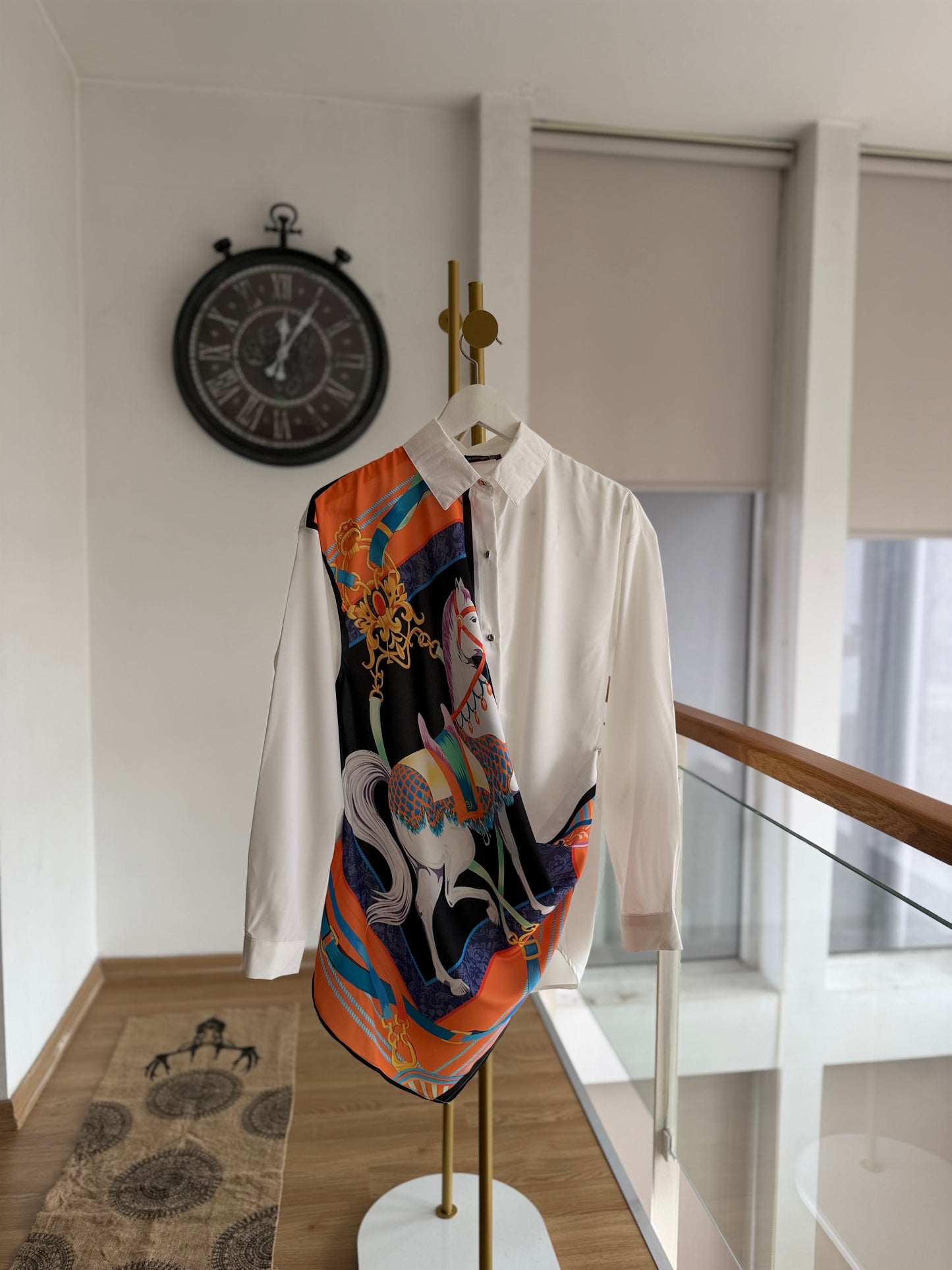 Oranj Horse’s Tasarım Beyaz Gömlek