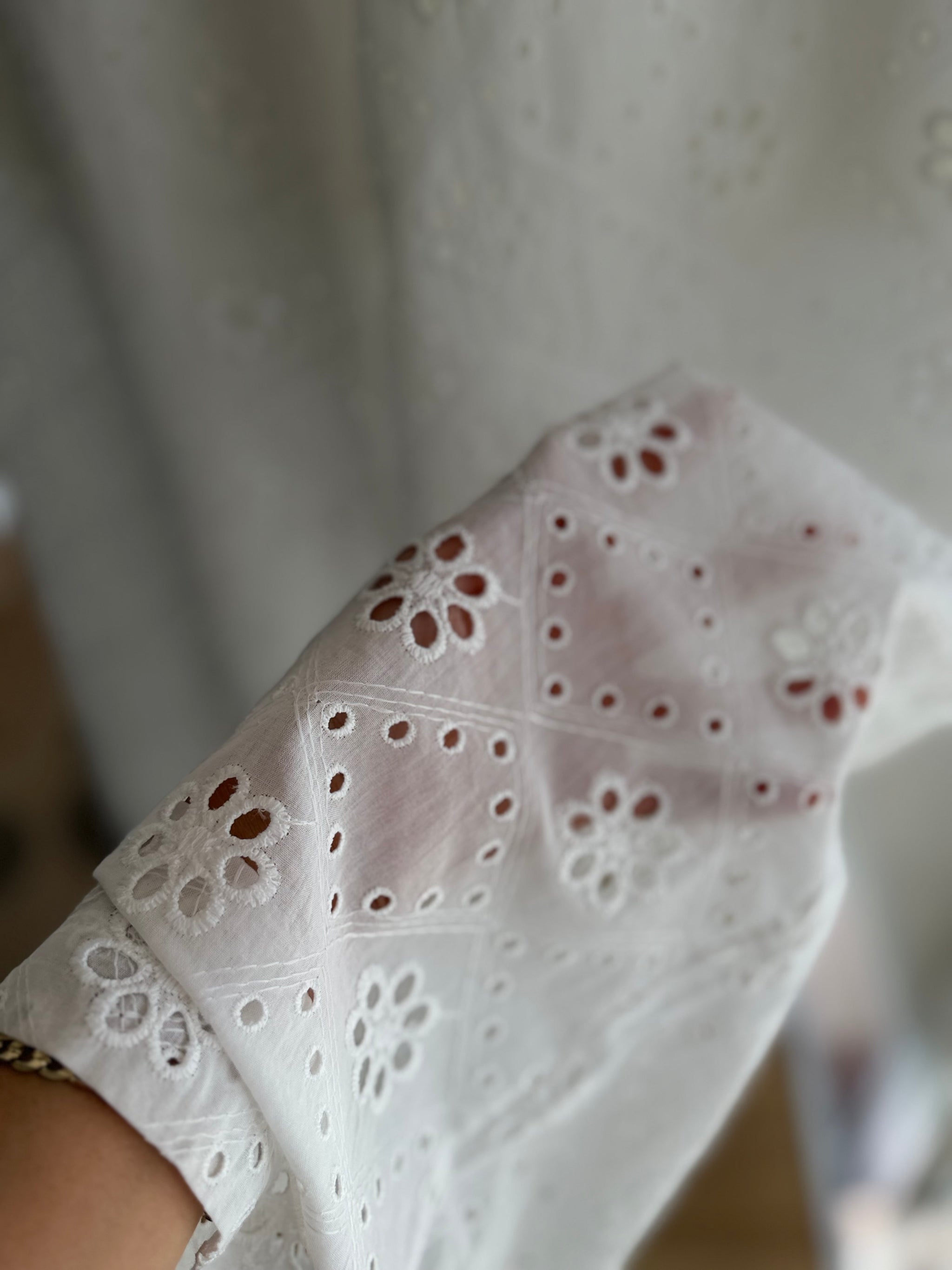 Fisto Zarif Desenli Premium Beyaz Takım