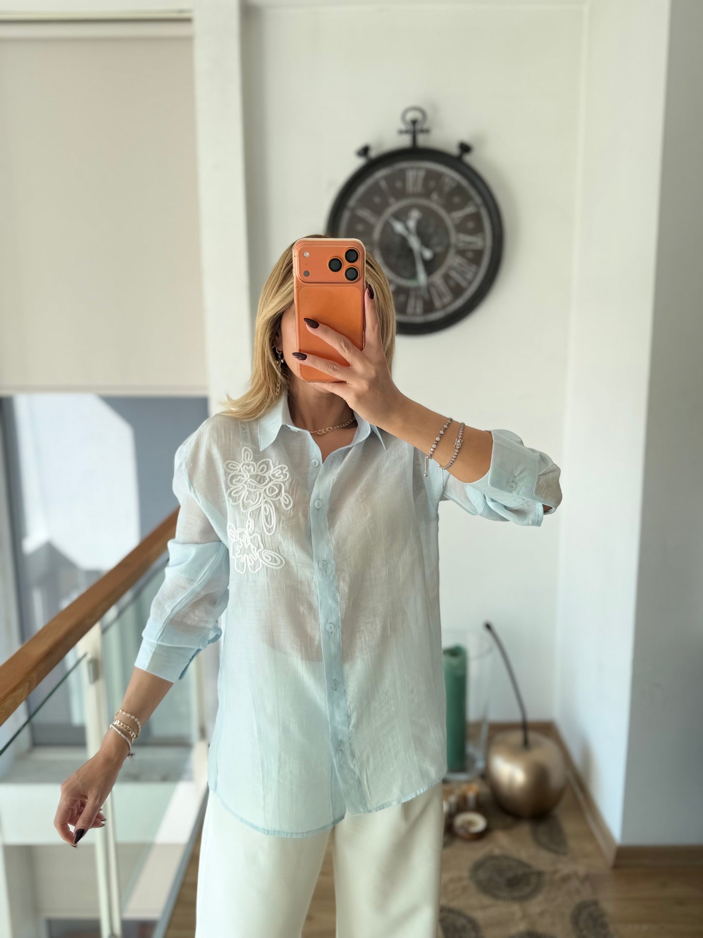 Bebe Mavi Nakış İşlemeli Gömlek