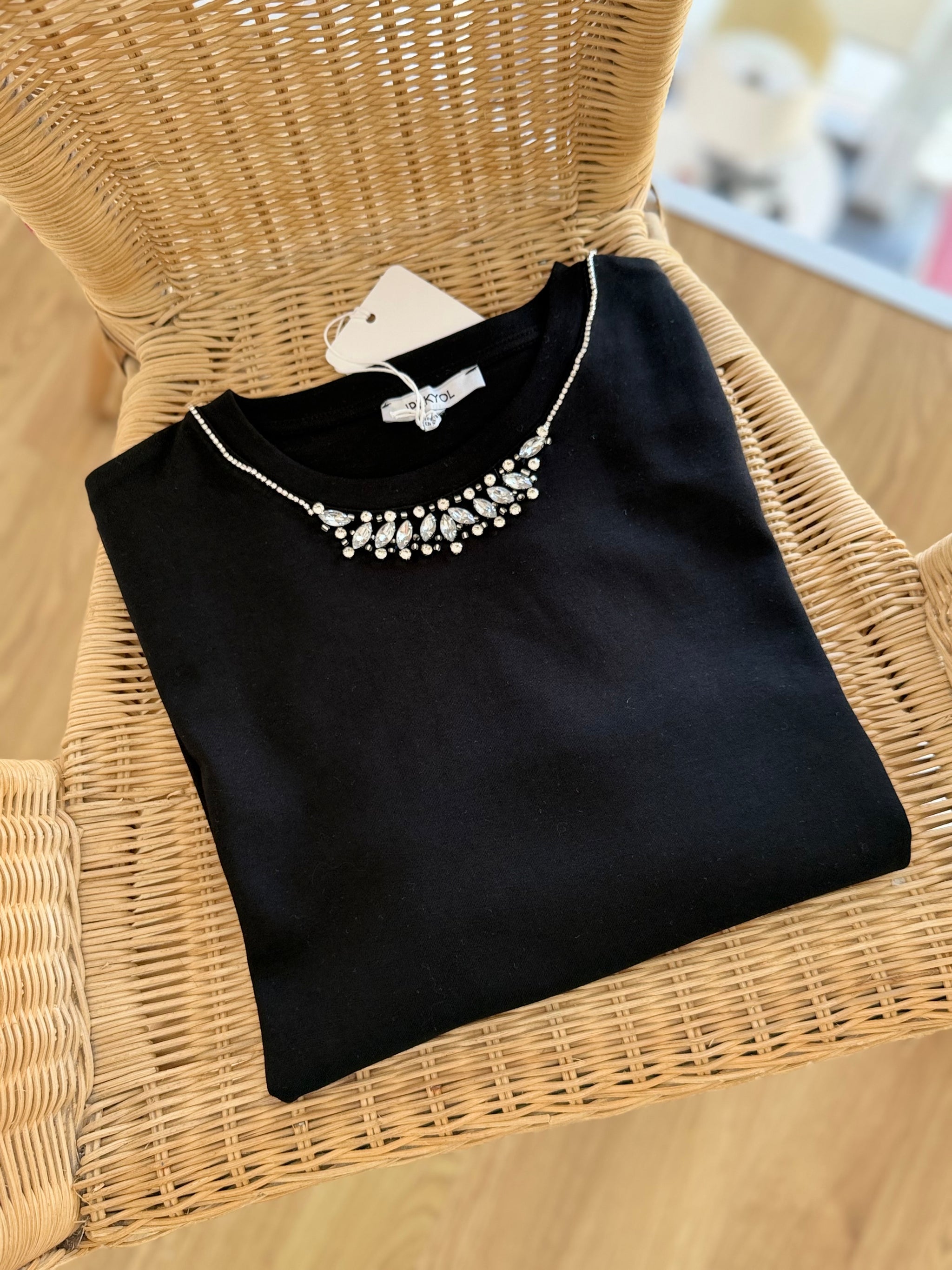 Premium Taş İşlemeli Siyah Tshirt