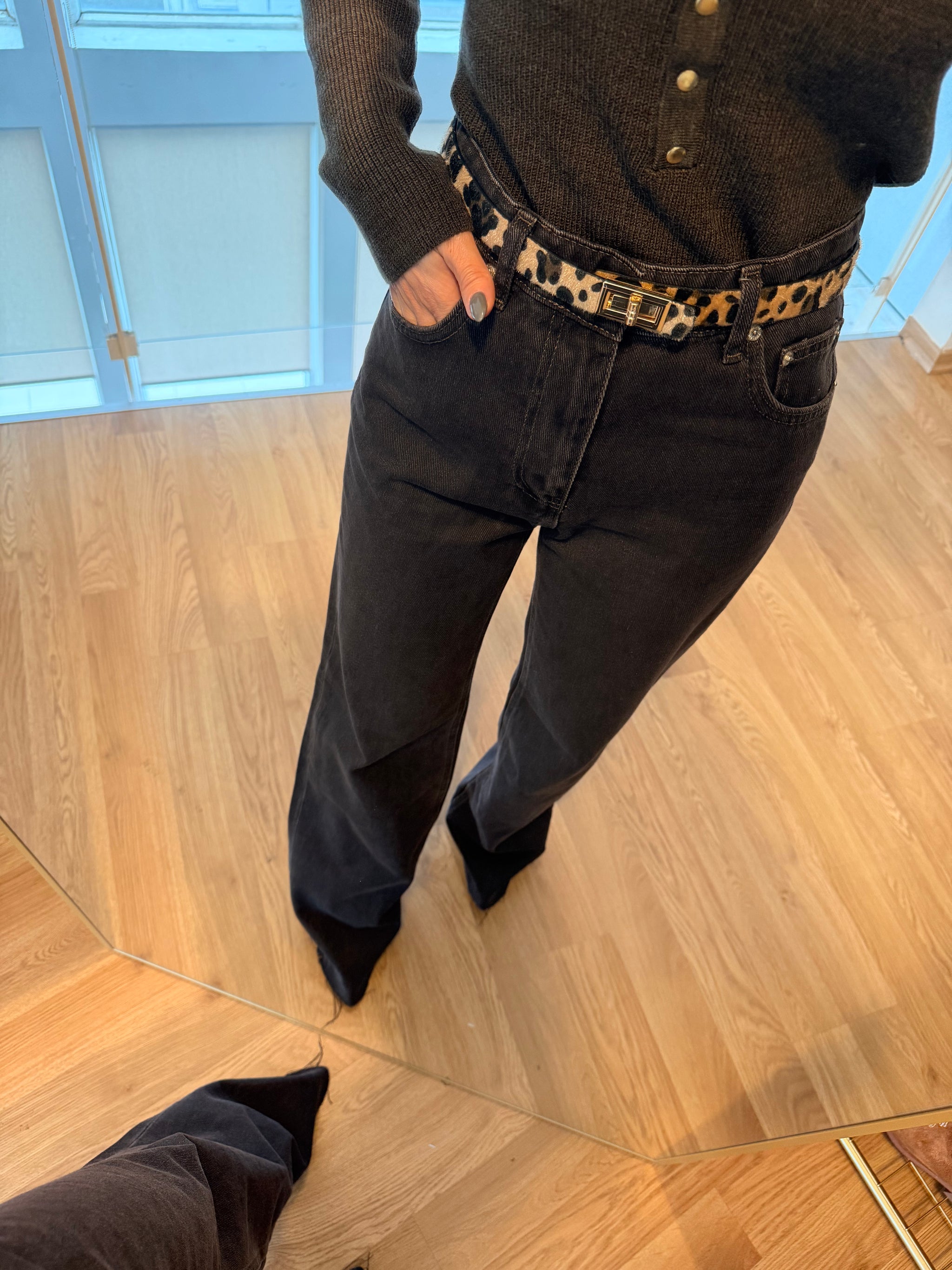 Yüksel Bel Acı Kahve Jean Pantolon