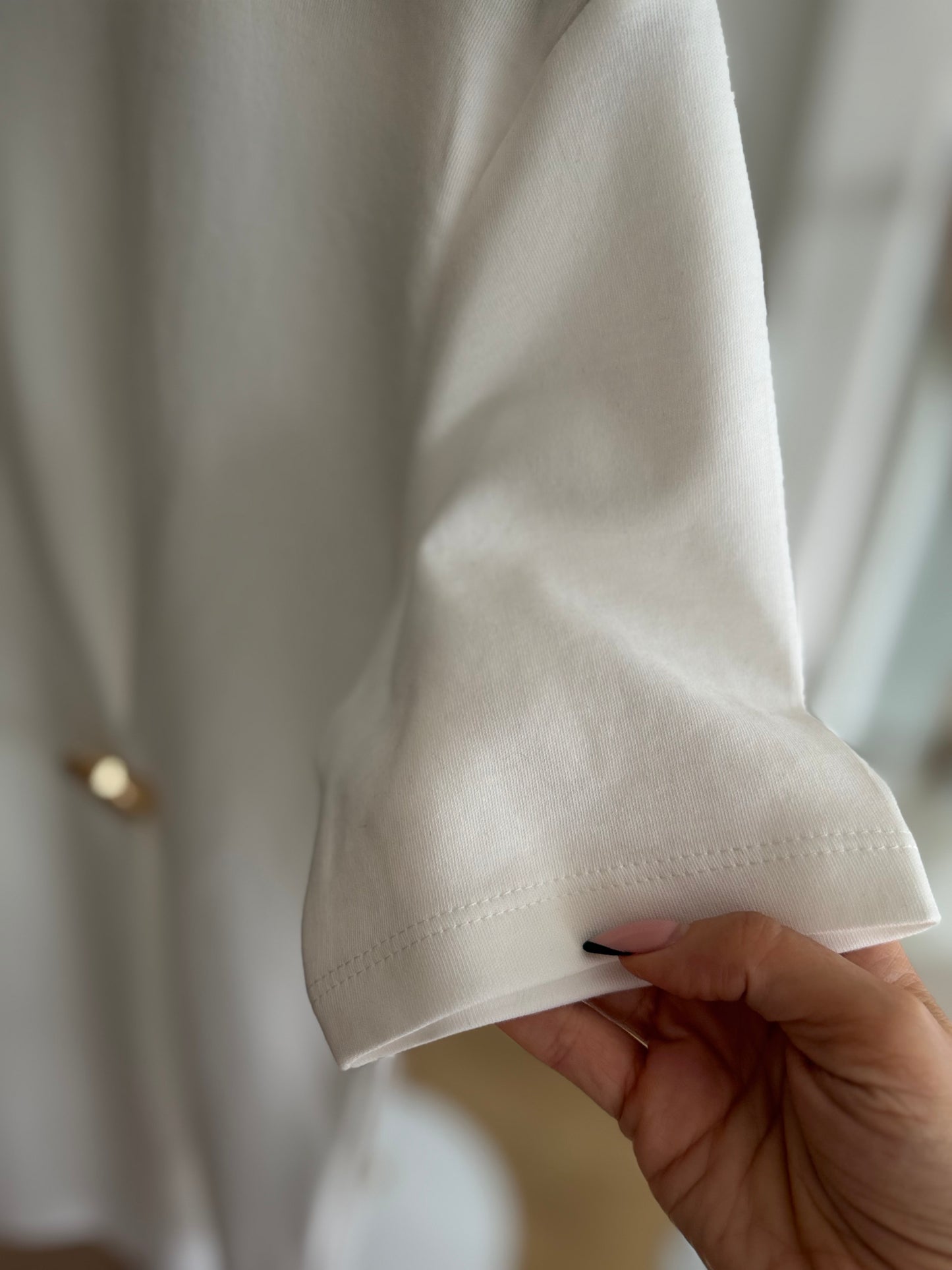 Beyaz %100 Pamuk Gold Tokalı Tshirt