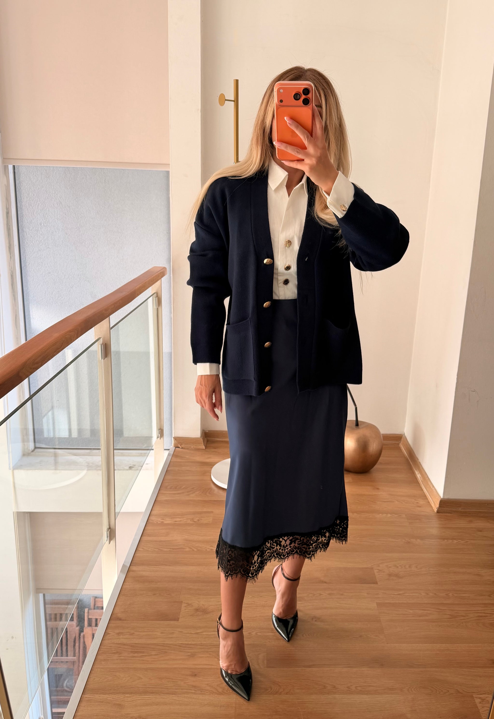 Lacivert Gold Düğmeli Cepli Hırka