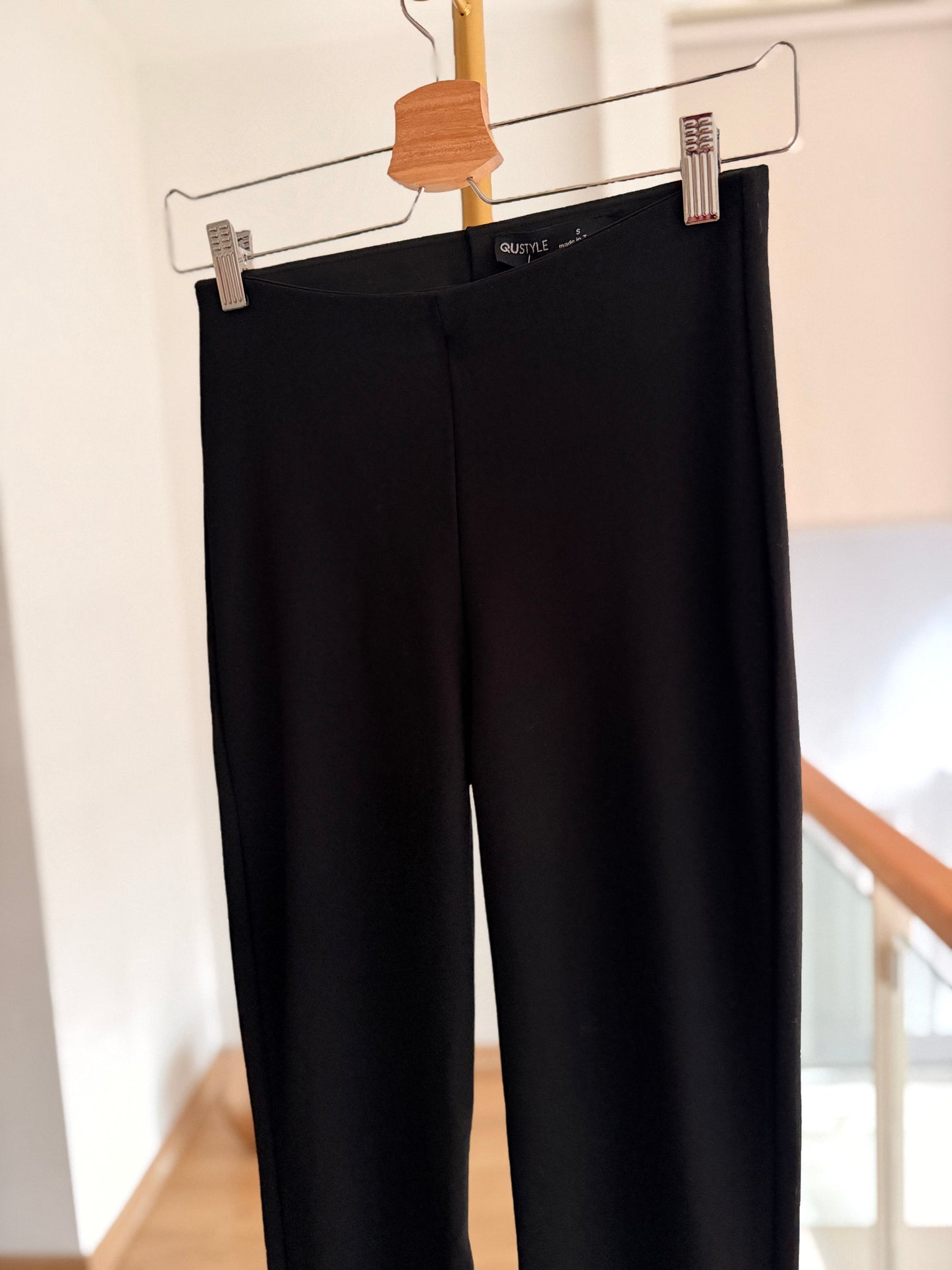 İspanyol Paça Yırtmaçlı Siyah Pantolon Tayt