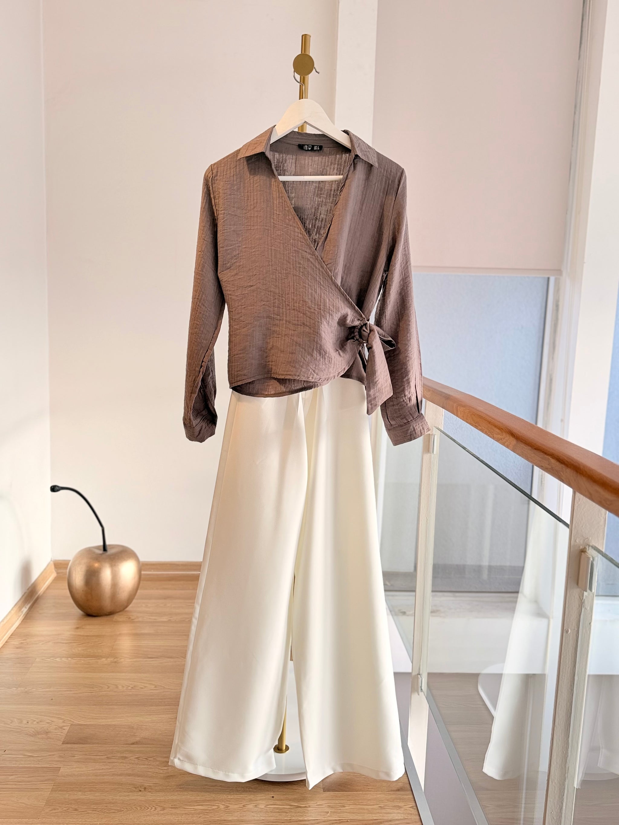 Kruvaze Yaka Vizon Yandan Bağlamalı Gömlek