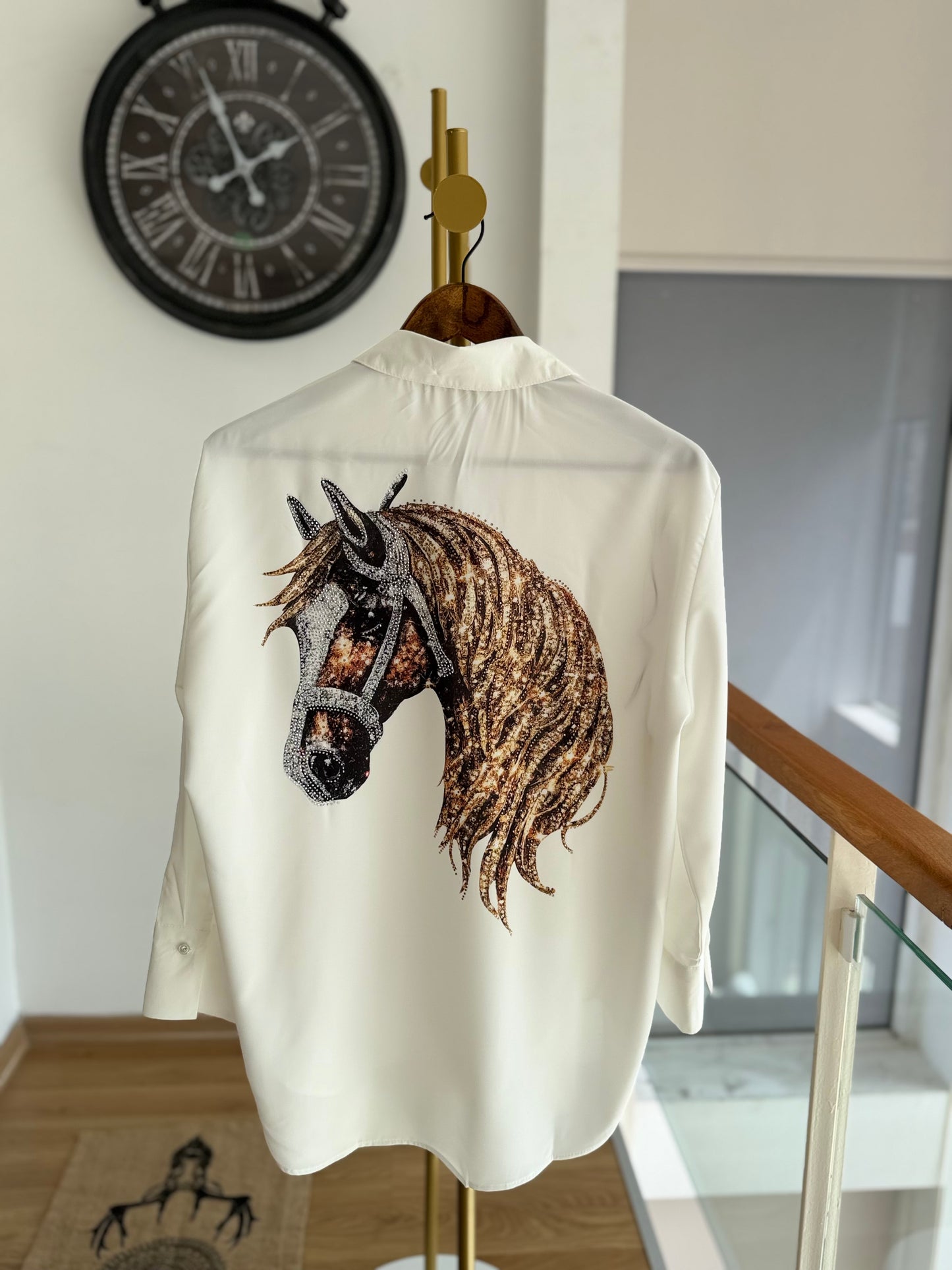 Taşlı Horse2 Tasarım İpek Saten Gömlek