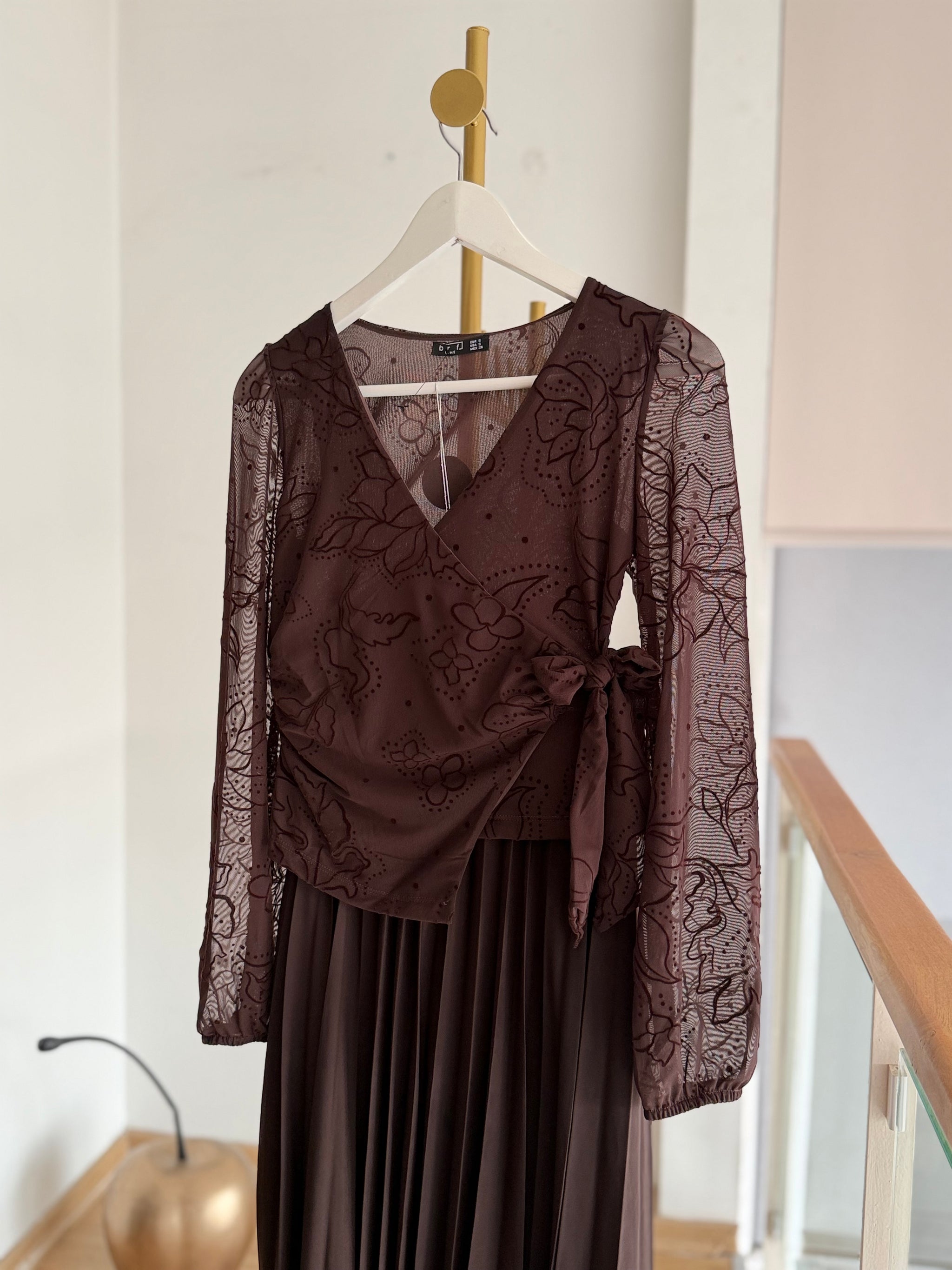 Kruvaze Yaka Bağlamalı Acı Kahve Şifon Bluz