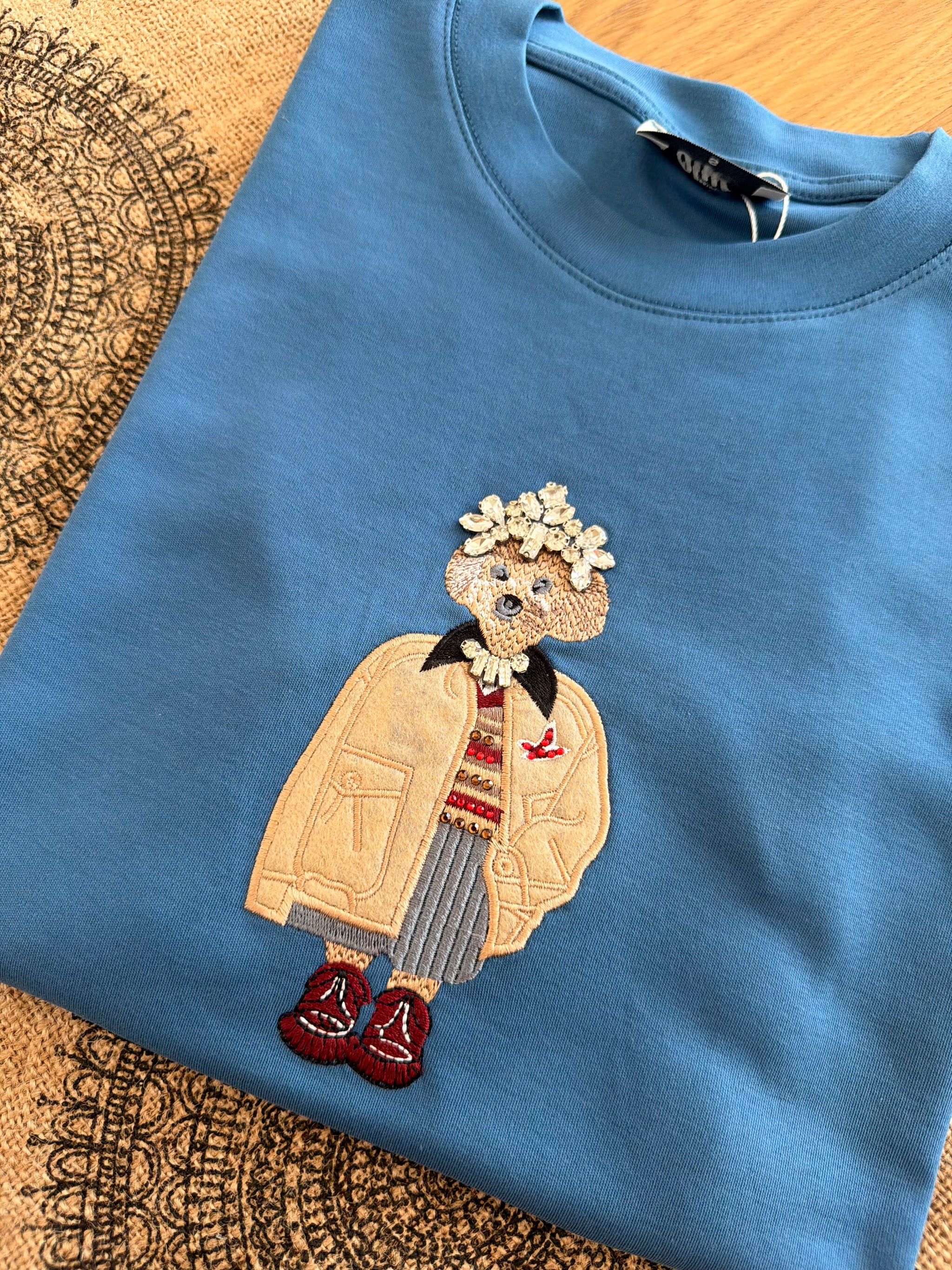 Red Queen Pastel Mavi Basic Tshirt