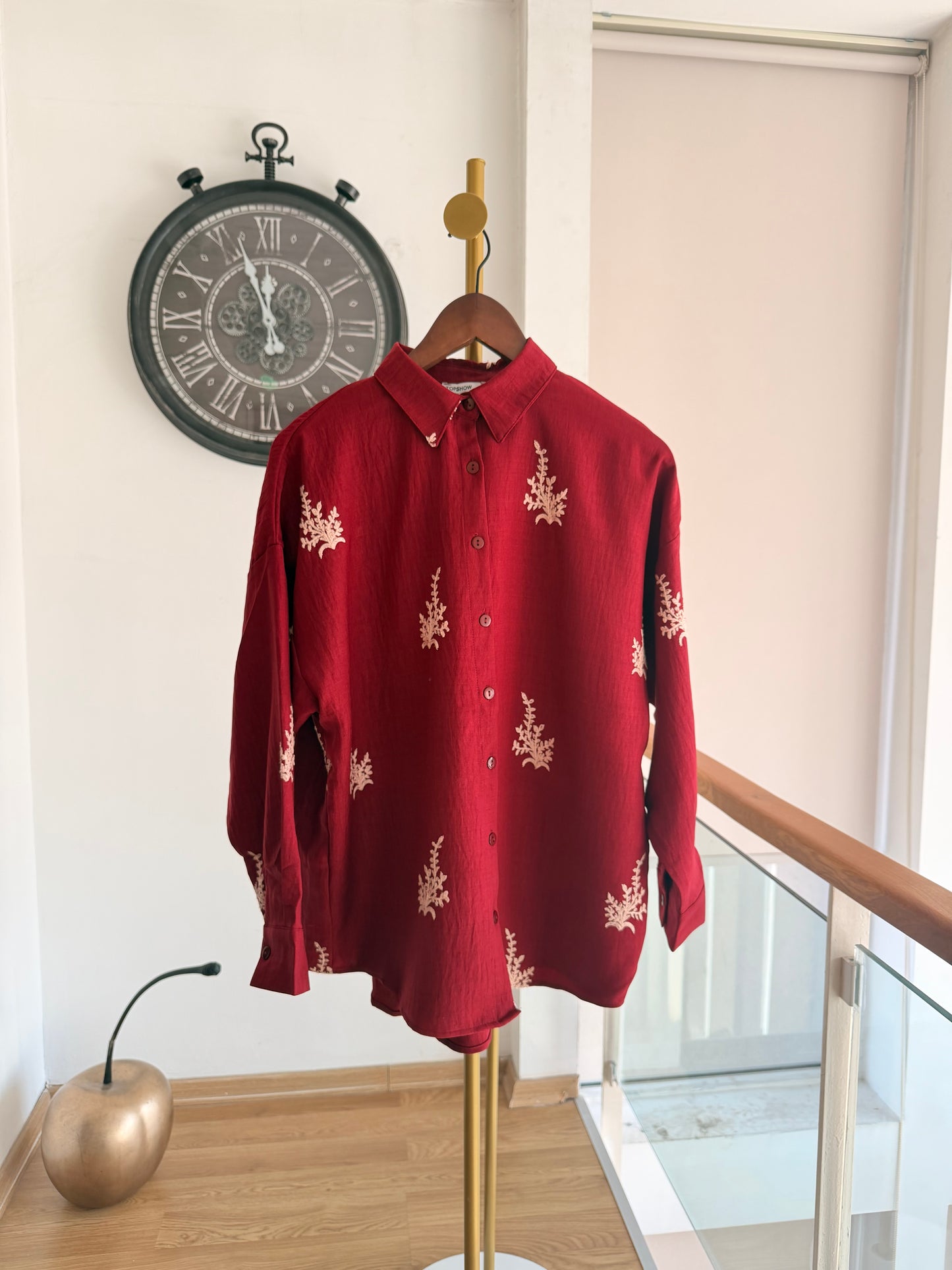 Bordo Nakış İşlemeli Oversize Gömlek