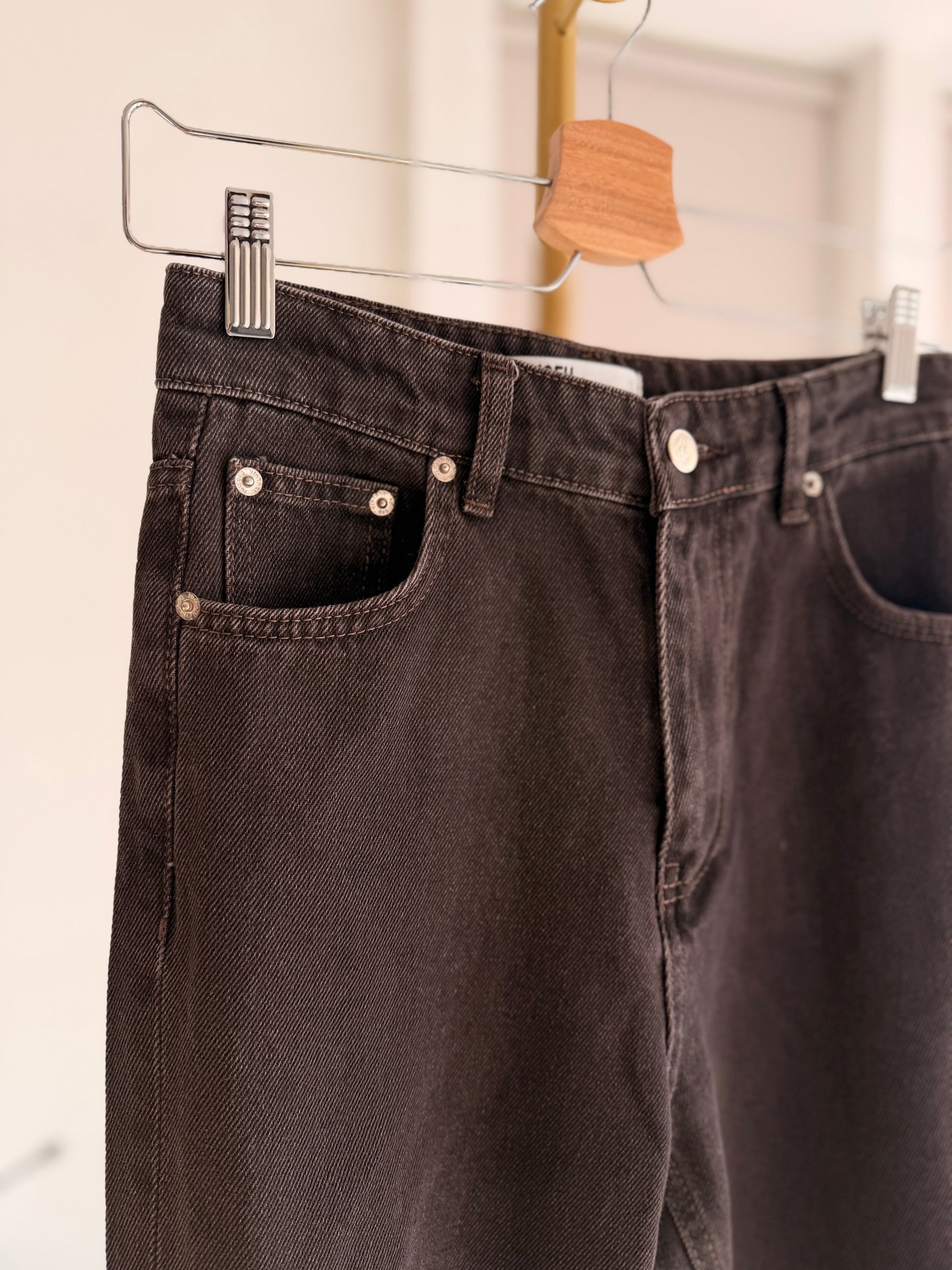 Yüksel Bel Acı Kahve Jean Pantolon