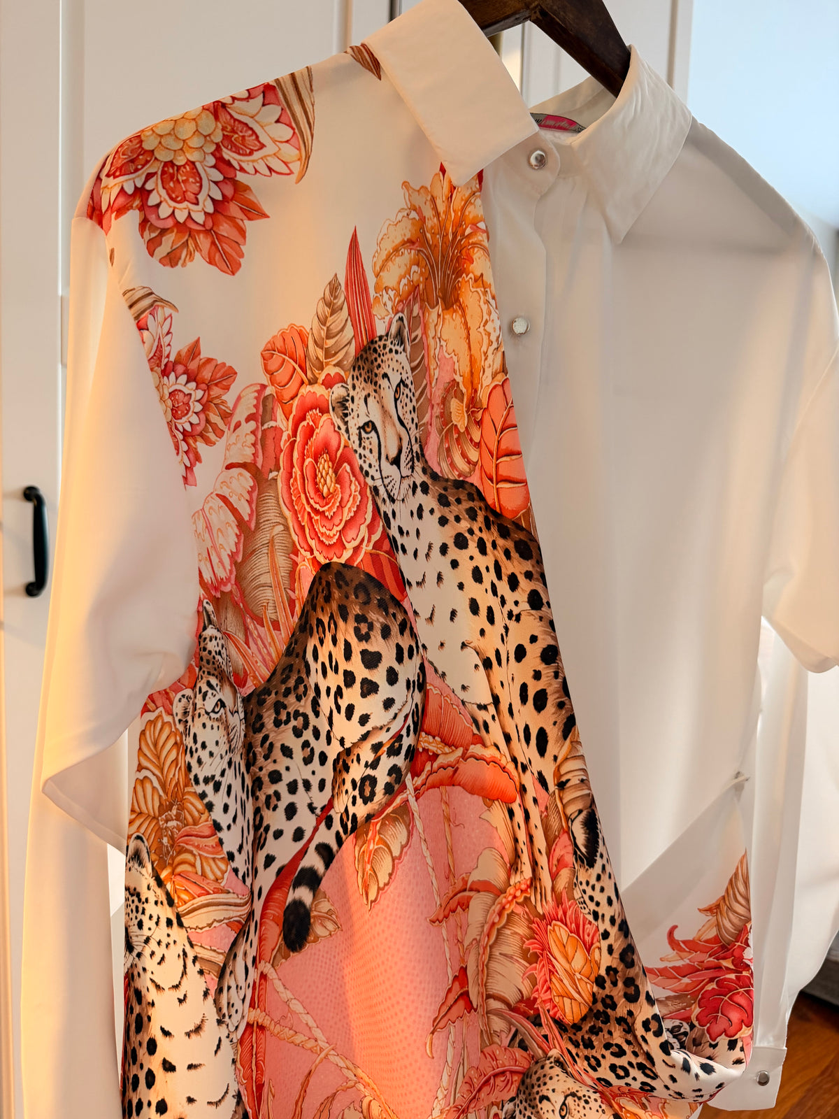 Floral Tigers Tasarım Beyaz Saten Gömlek
