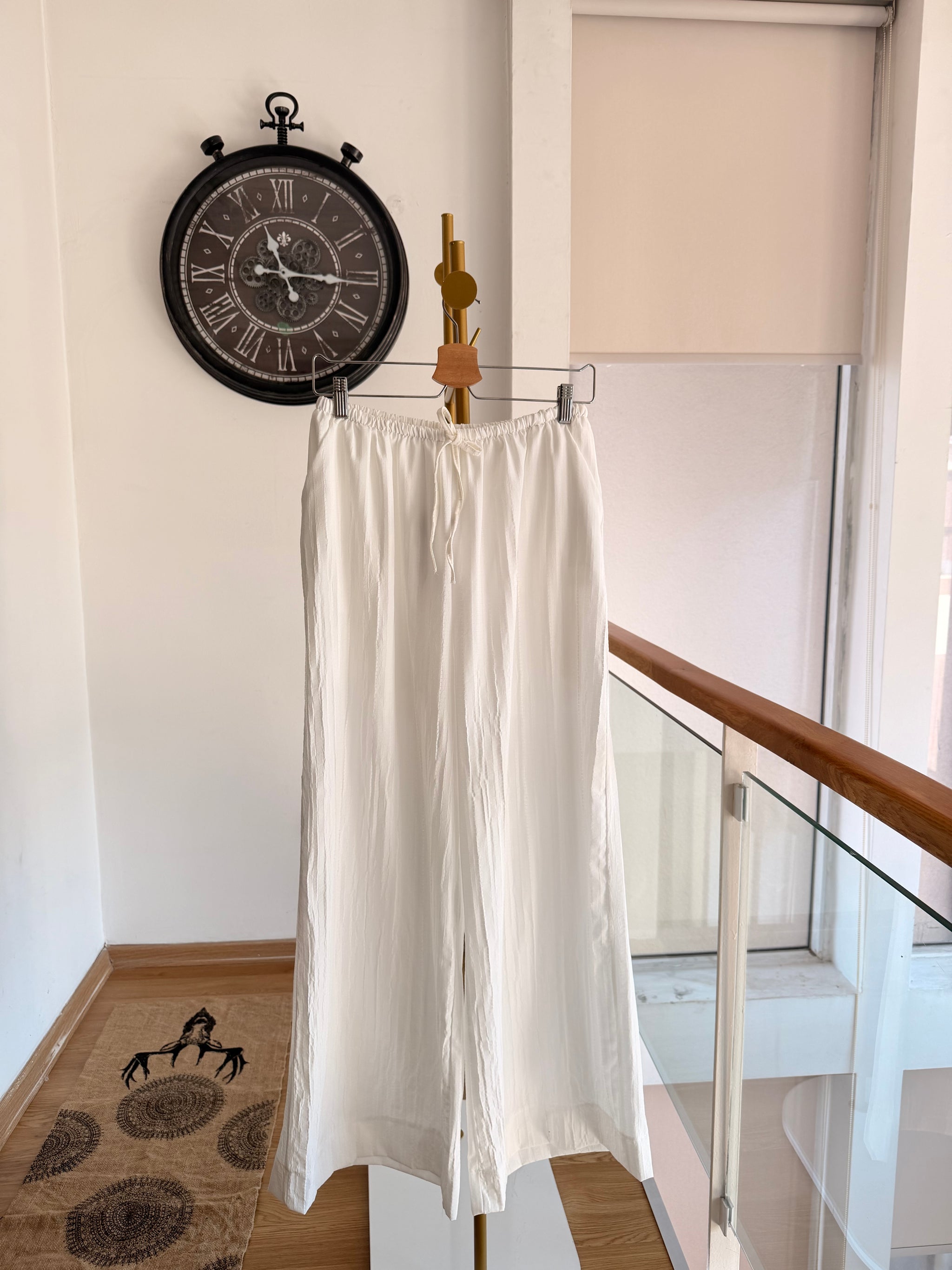 Keten Belden Bağcıklı Beyaz Pantolon