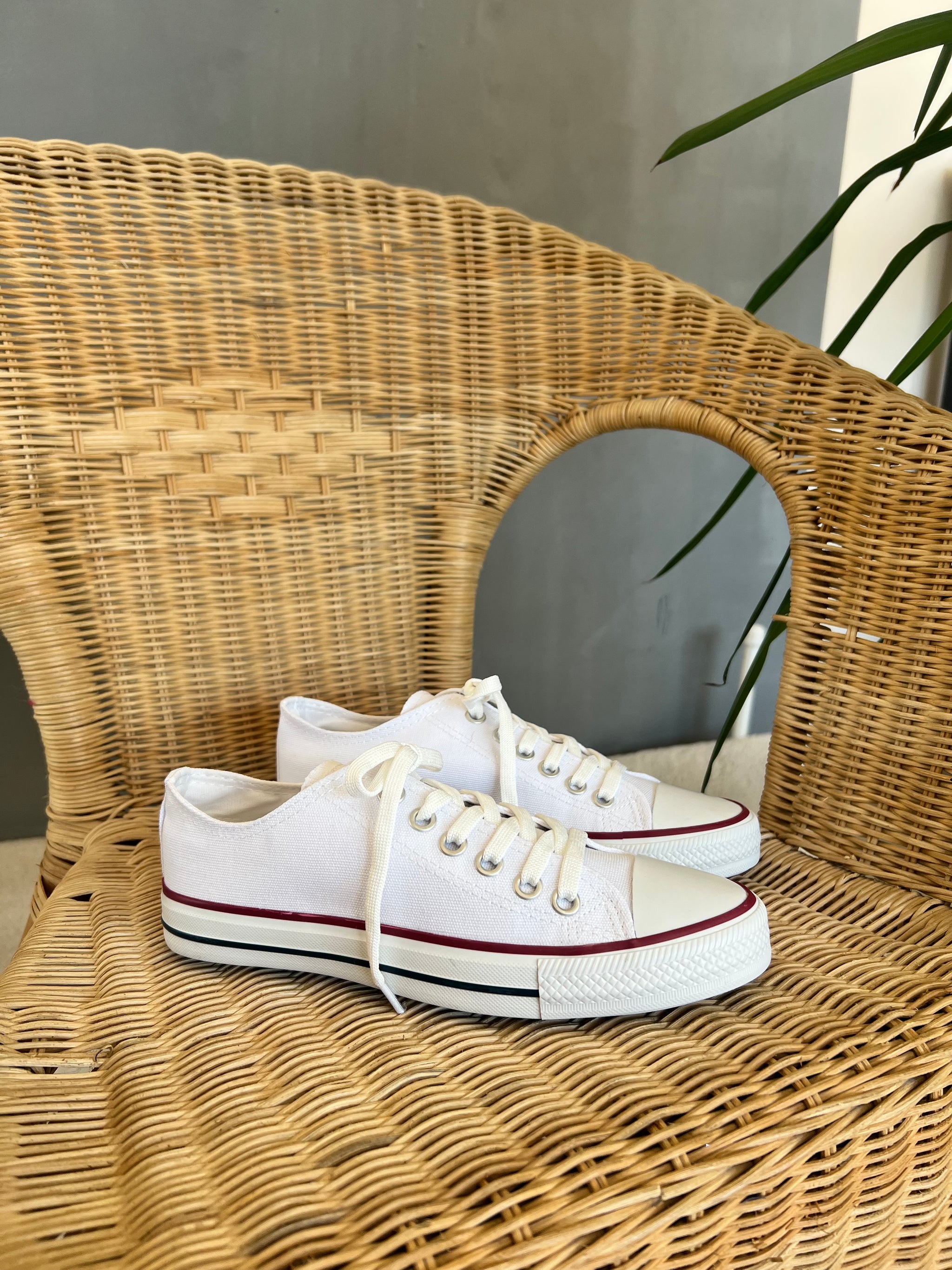 Beny Beyaz Keten İnce Taban Spor Ayakkabı