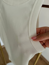 Beyaz Top Yüzücü Atlet