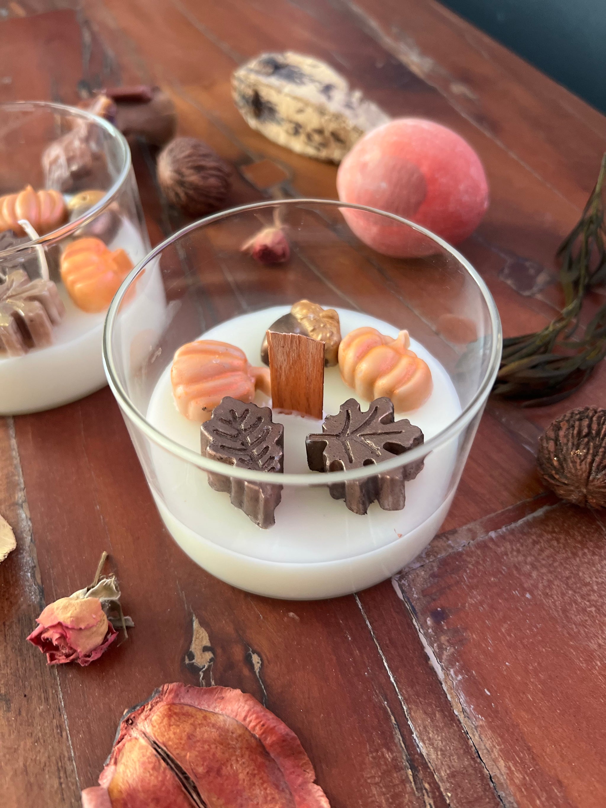 Lueur Mango Kokulu  Sonbahar Temalı Dekoratif Soya Mumu