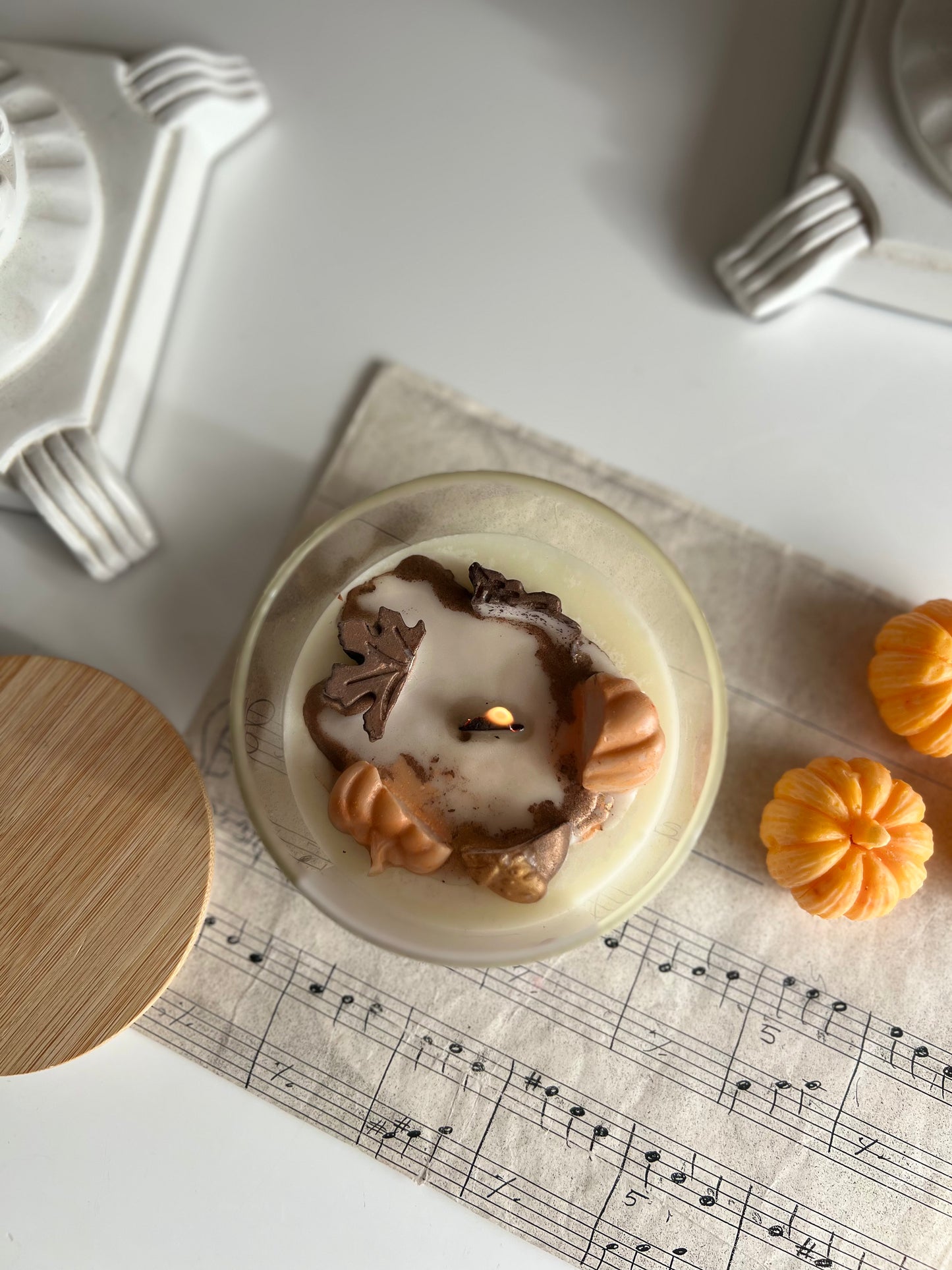 Lueur Mango Kokulu  Sonbahar Temalı Dekoratif Soya Mumu