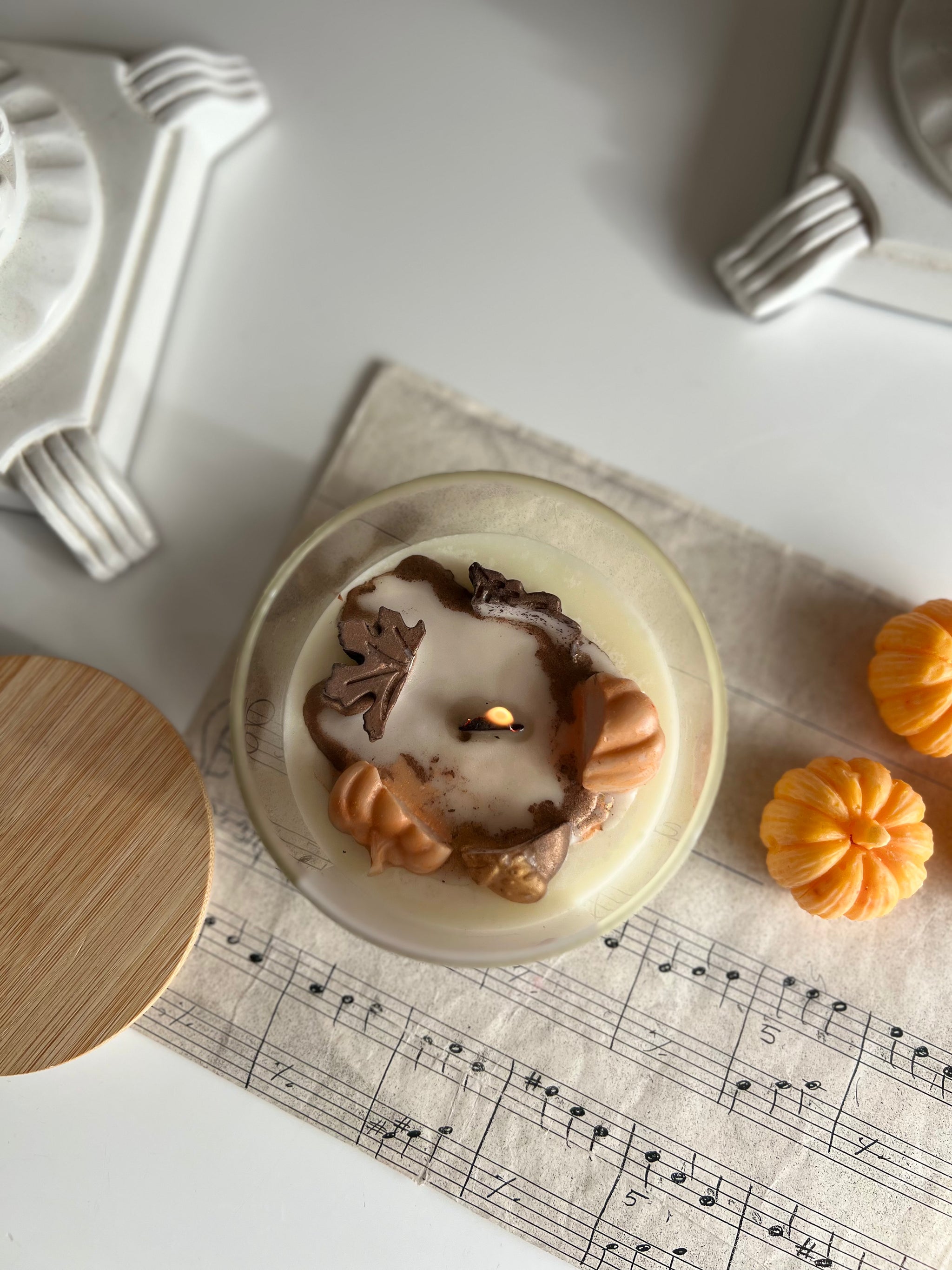 Lueur Mango Kokulu  Sonbahar Temalı Dekoratif Soya Mumu