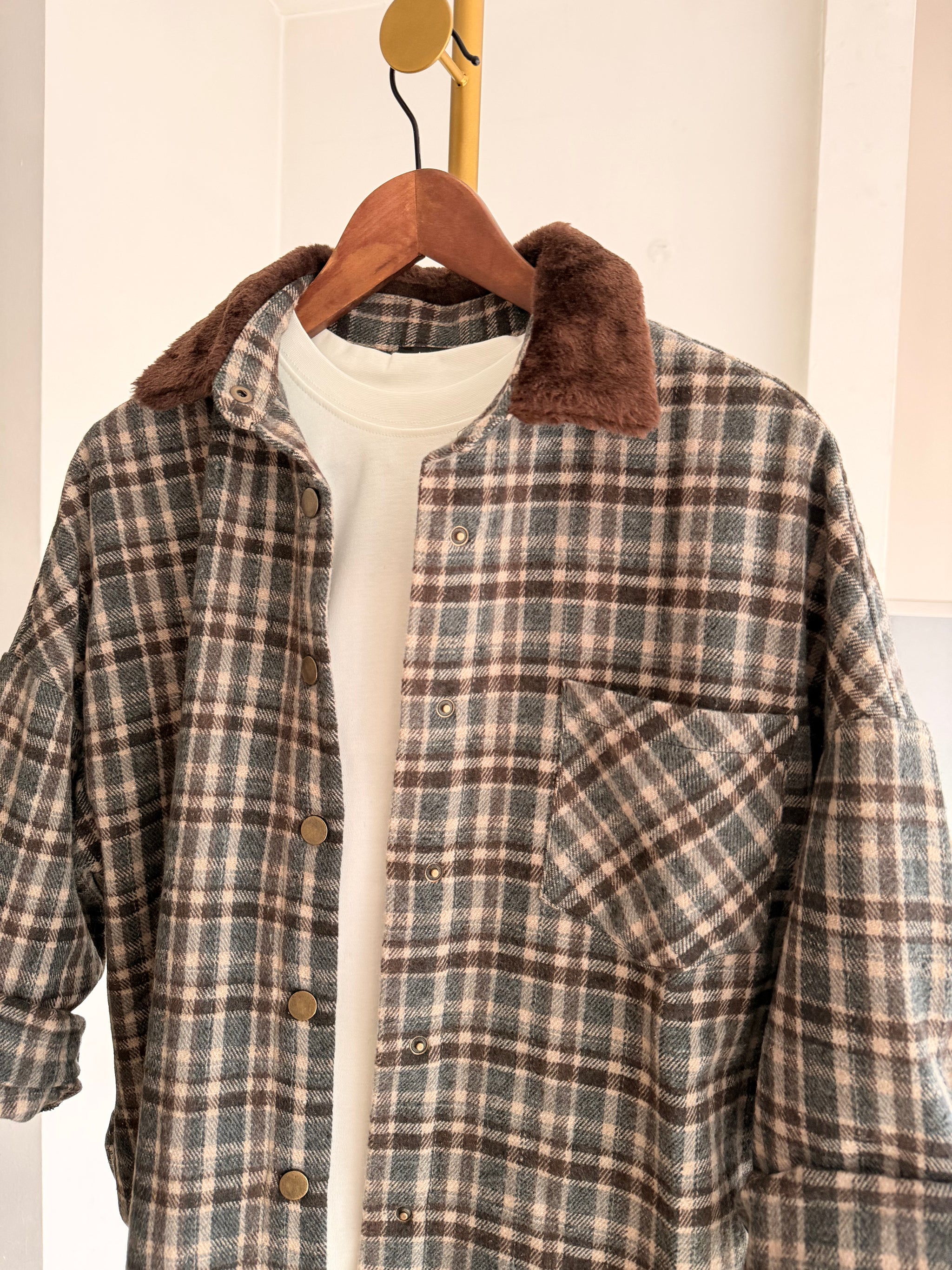 Kürk Yaka Detaylı Oduncu Gömlek