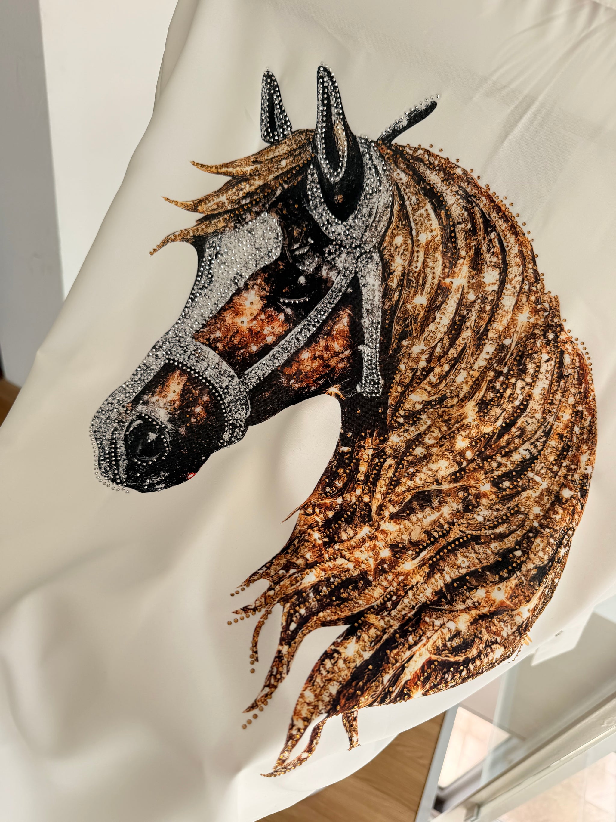 Taşlı Horse2 Tasarım İpek Saten Gömlek