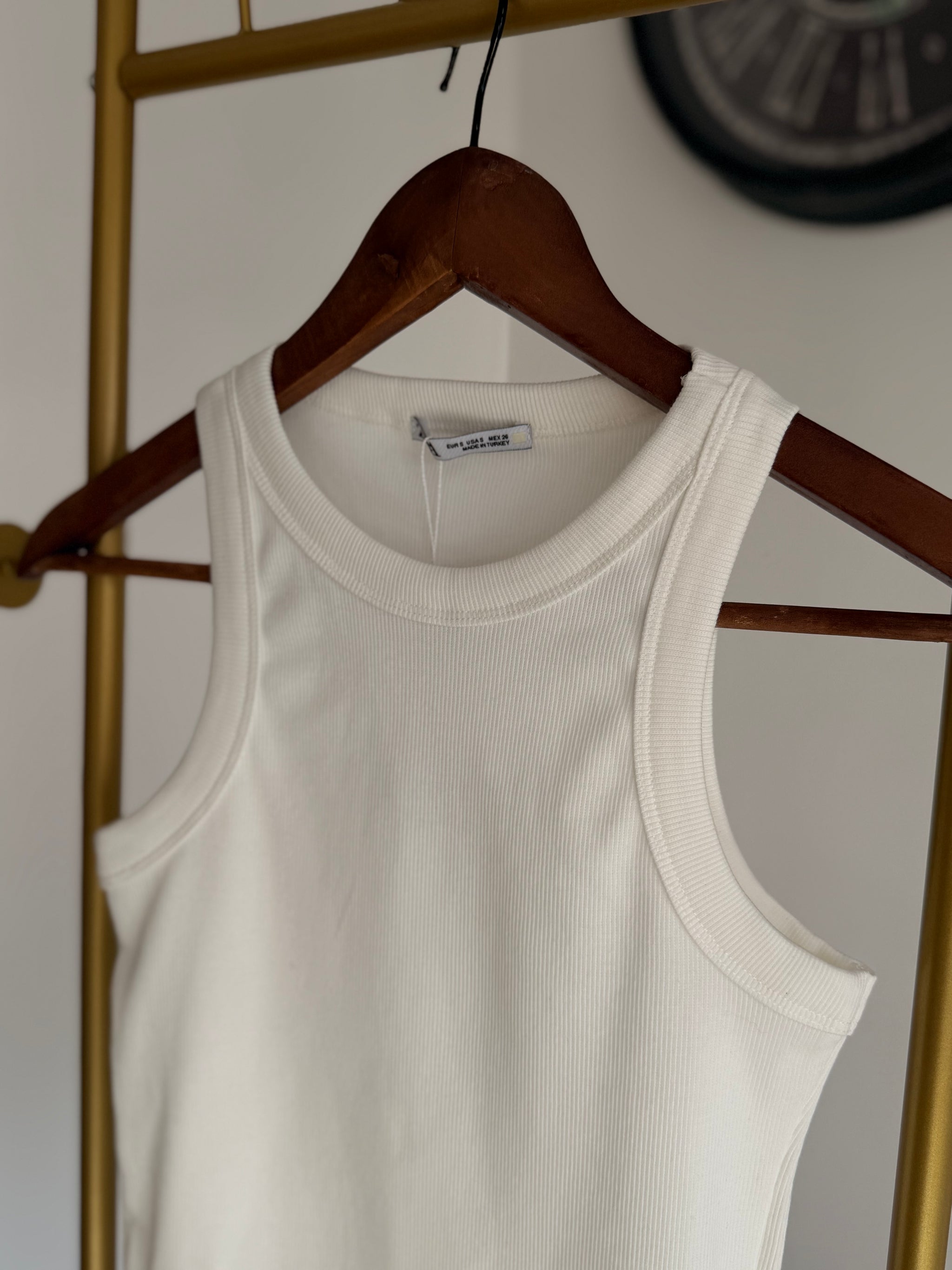 Beyaz Top Yüzücü Atlet