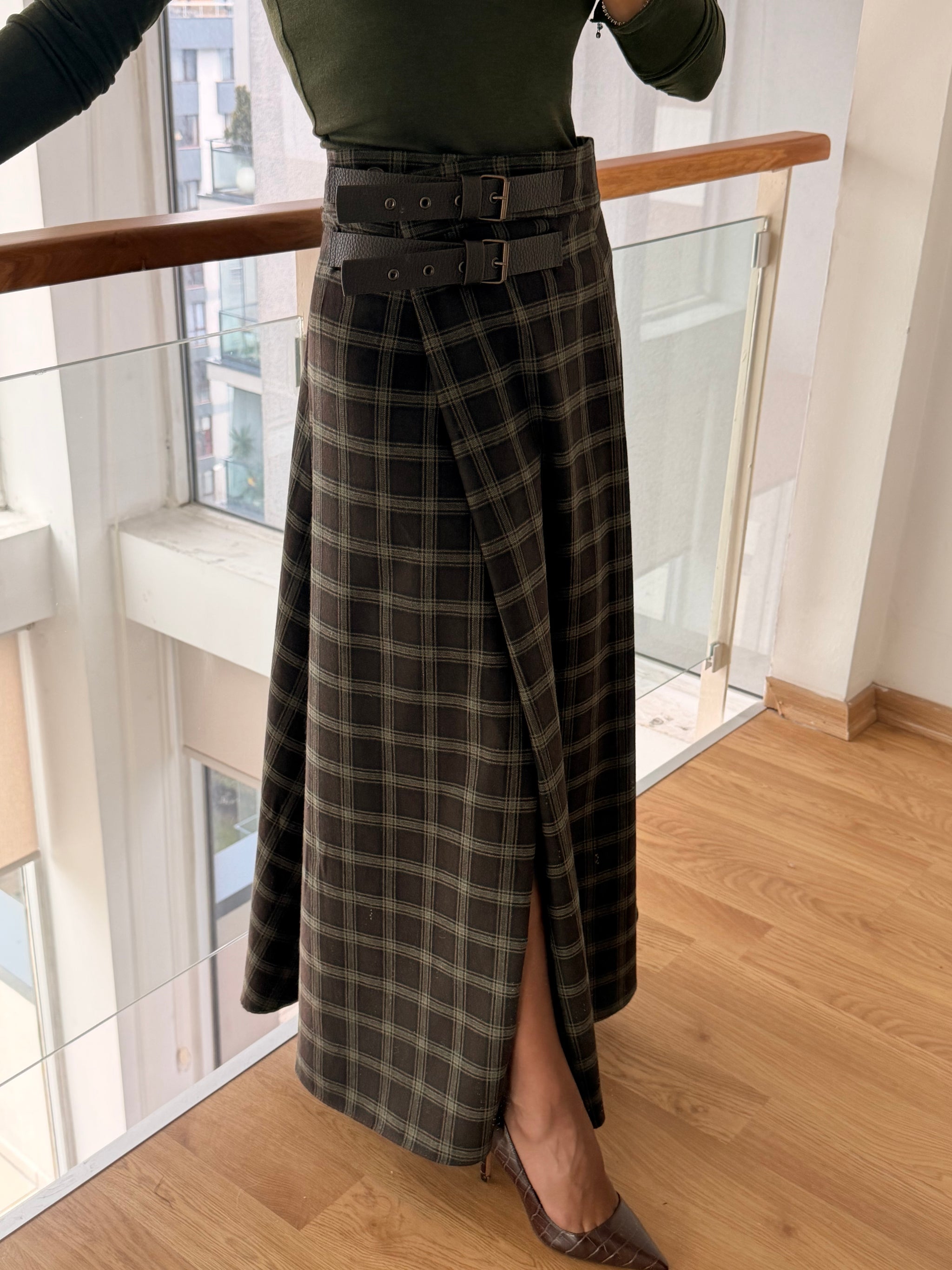 Ekose Haki Yırtmaçlı Etek