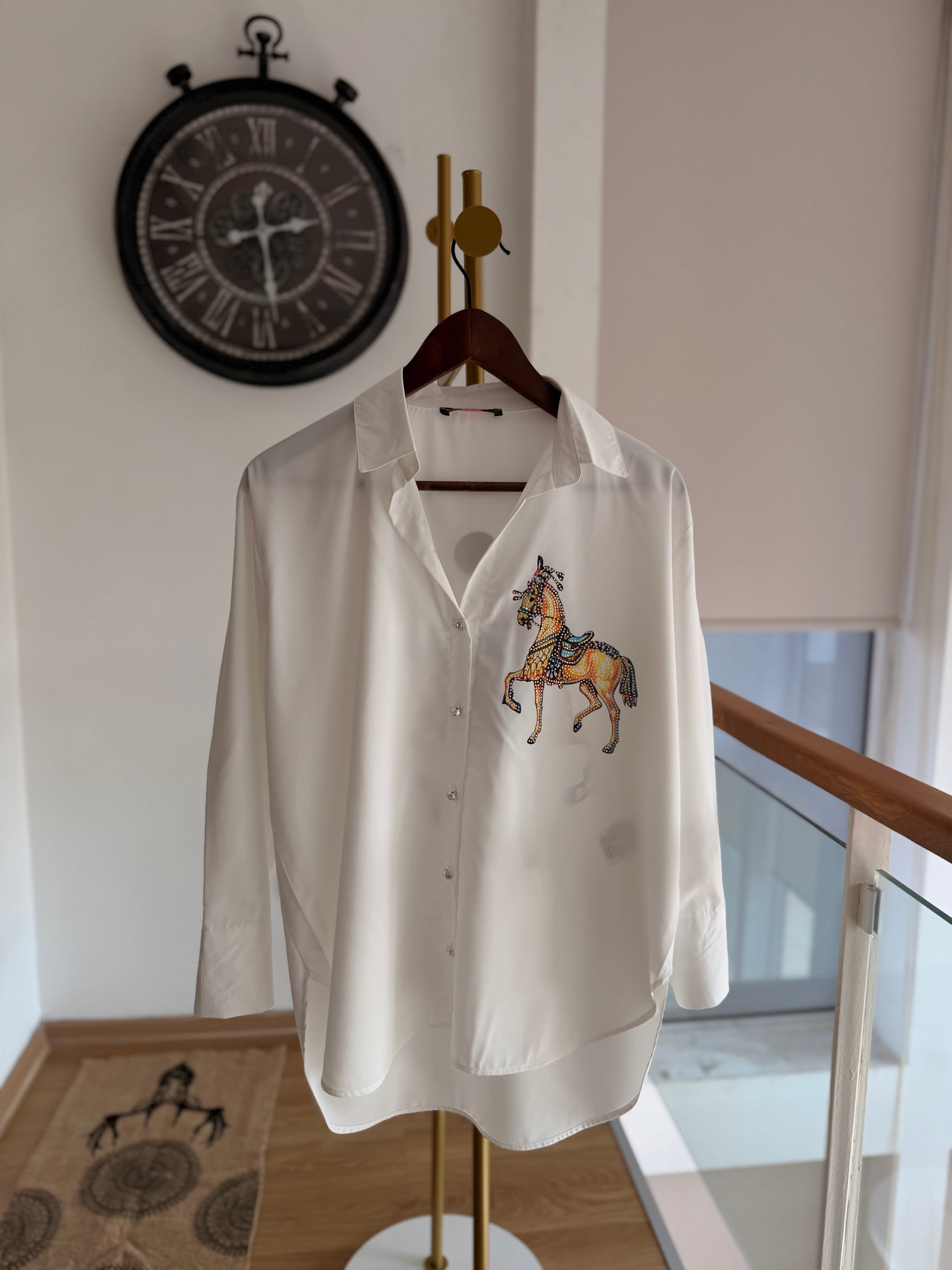 Taşlı Horse Tasarım İpek Saten Gömlek