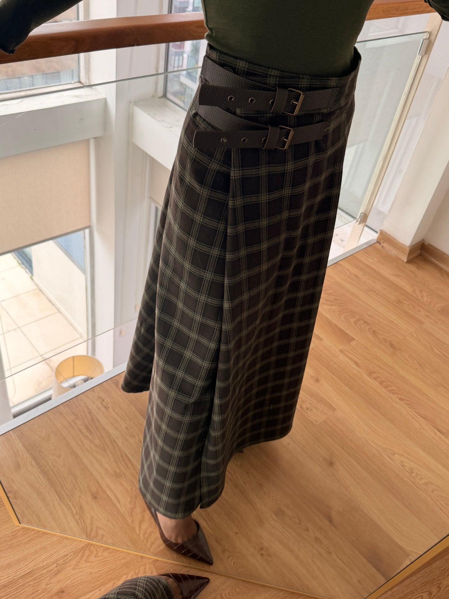 Ekose Haki Yırtmaçlı Etek