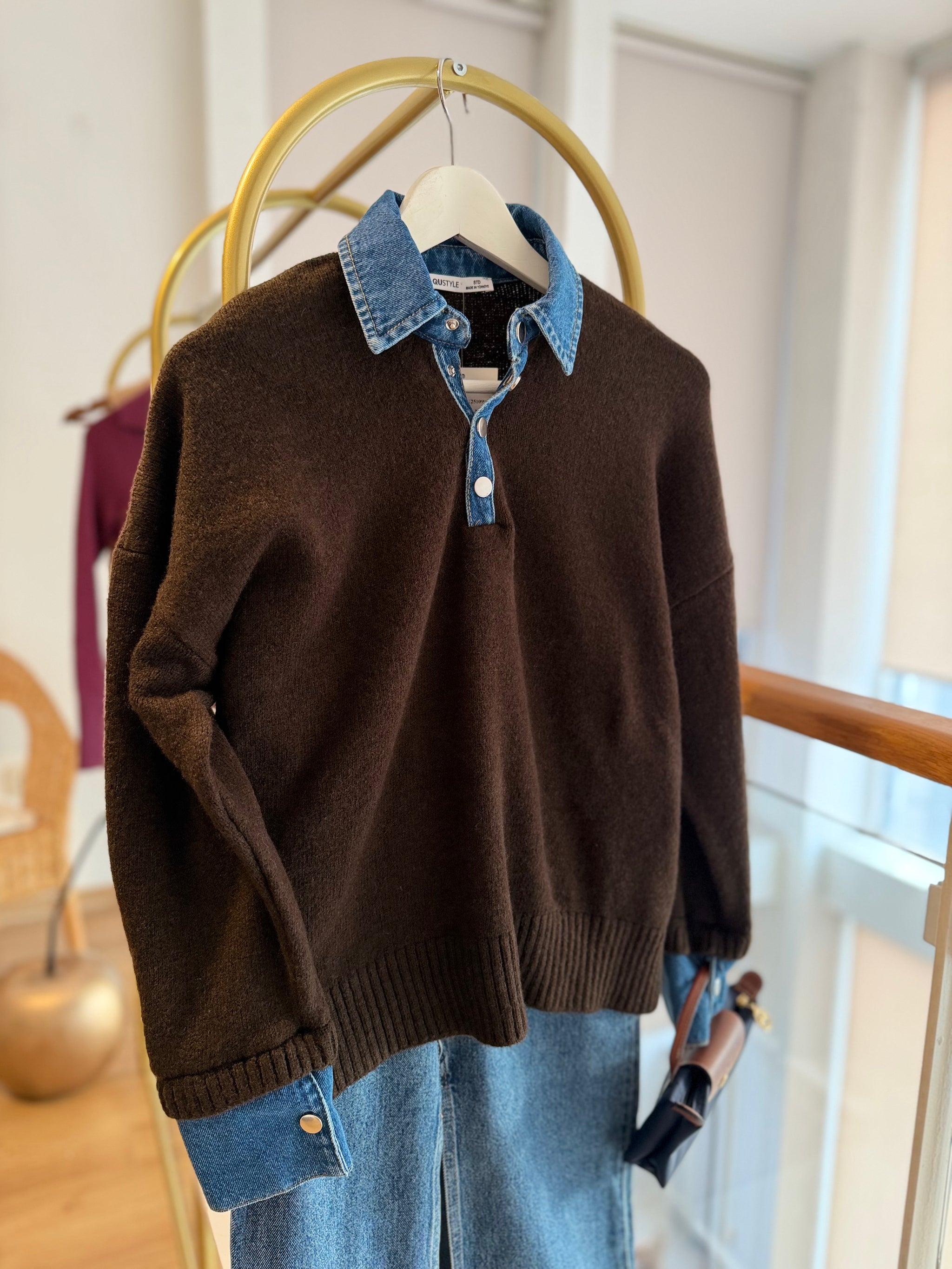 Denim Yaka & Kol Acı Kahve Triko Kazak