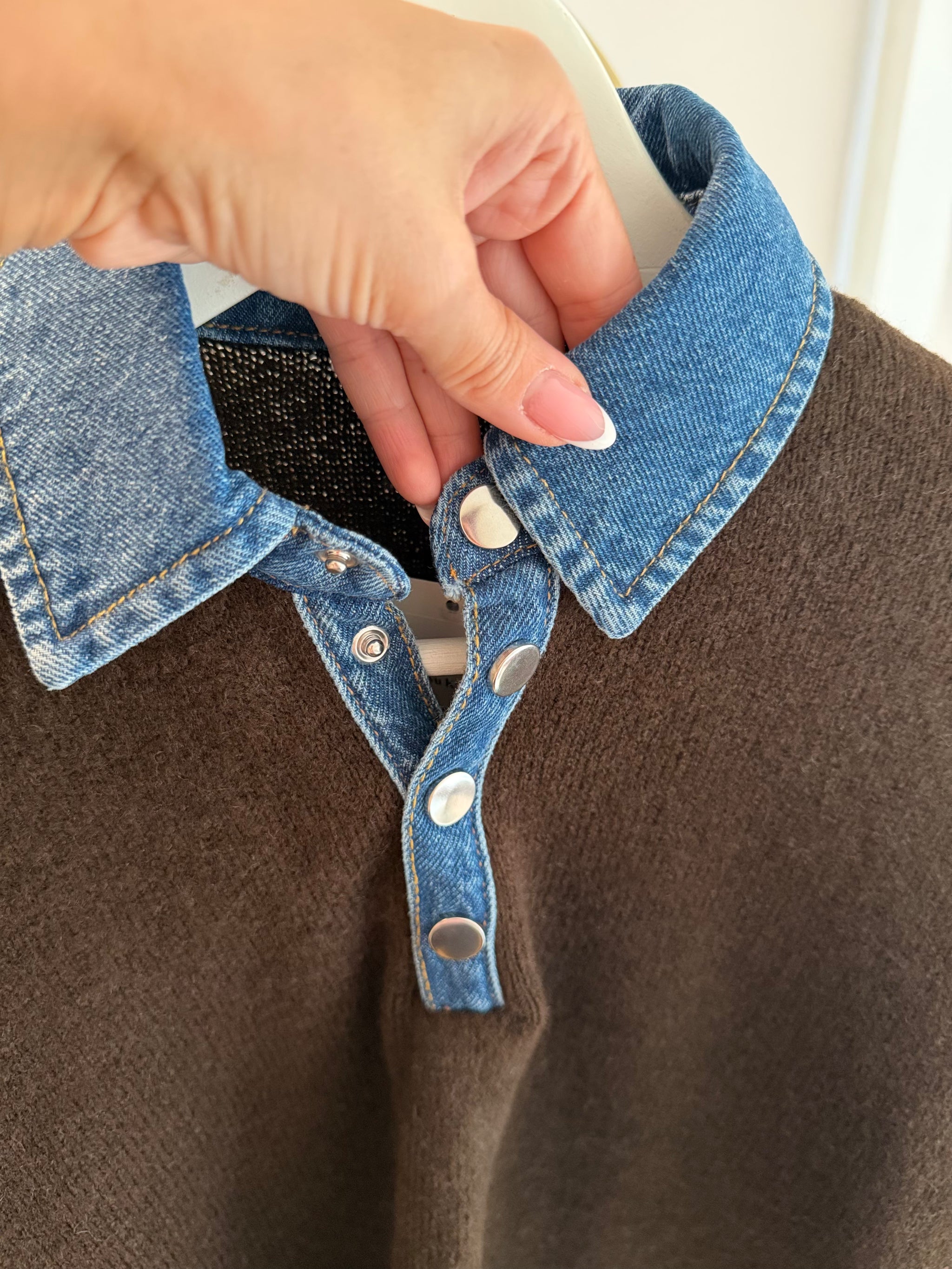 Denim Yaka & Kol Acı Kahve Triko Kazak