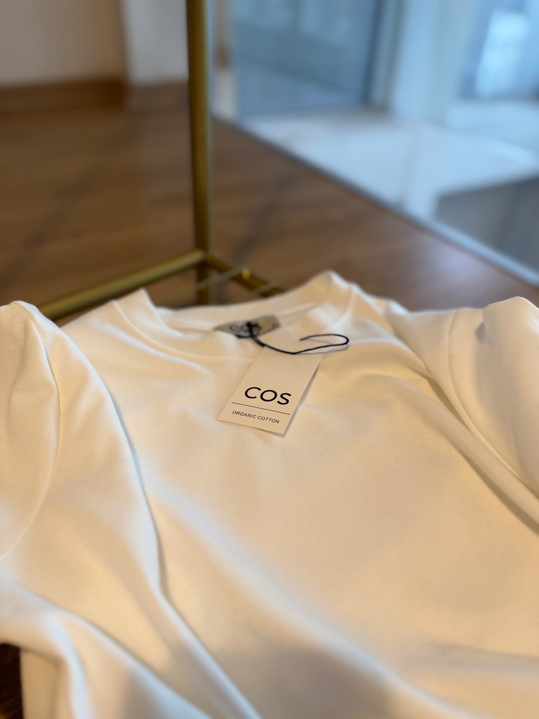 Bisiklet Yaka Beyaz Kısa Kollu Tshirt