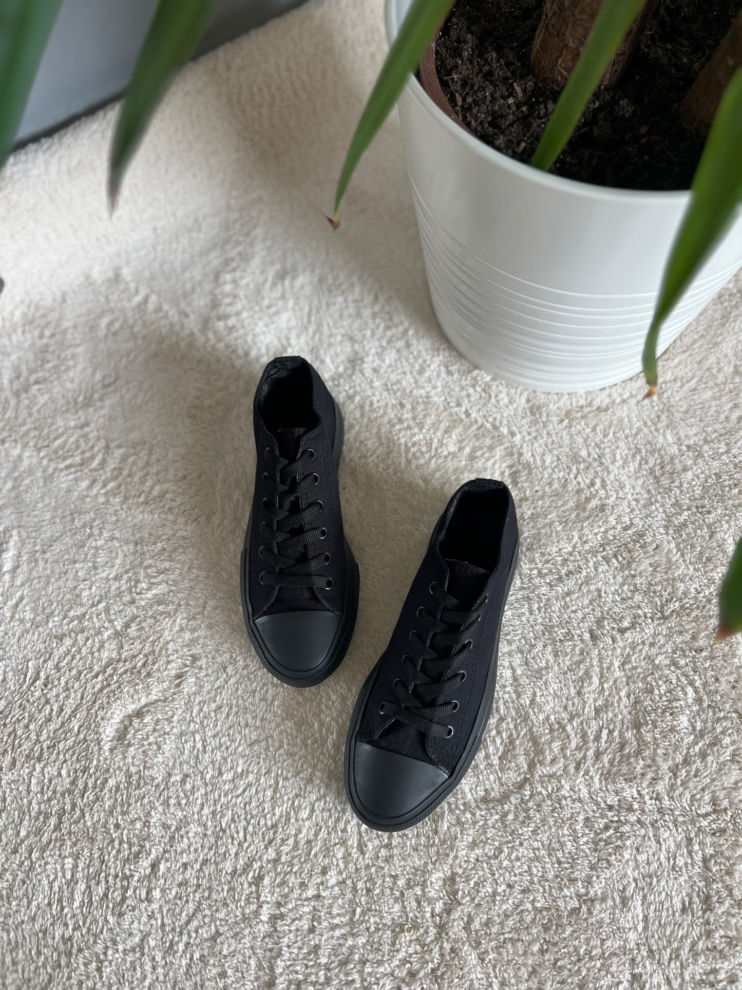 Nola Keten Kömür İnce Taban Spor Ayakkabı