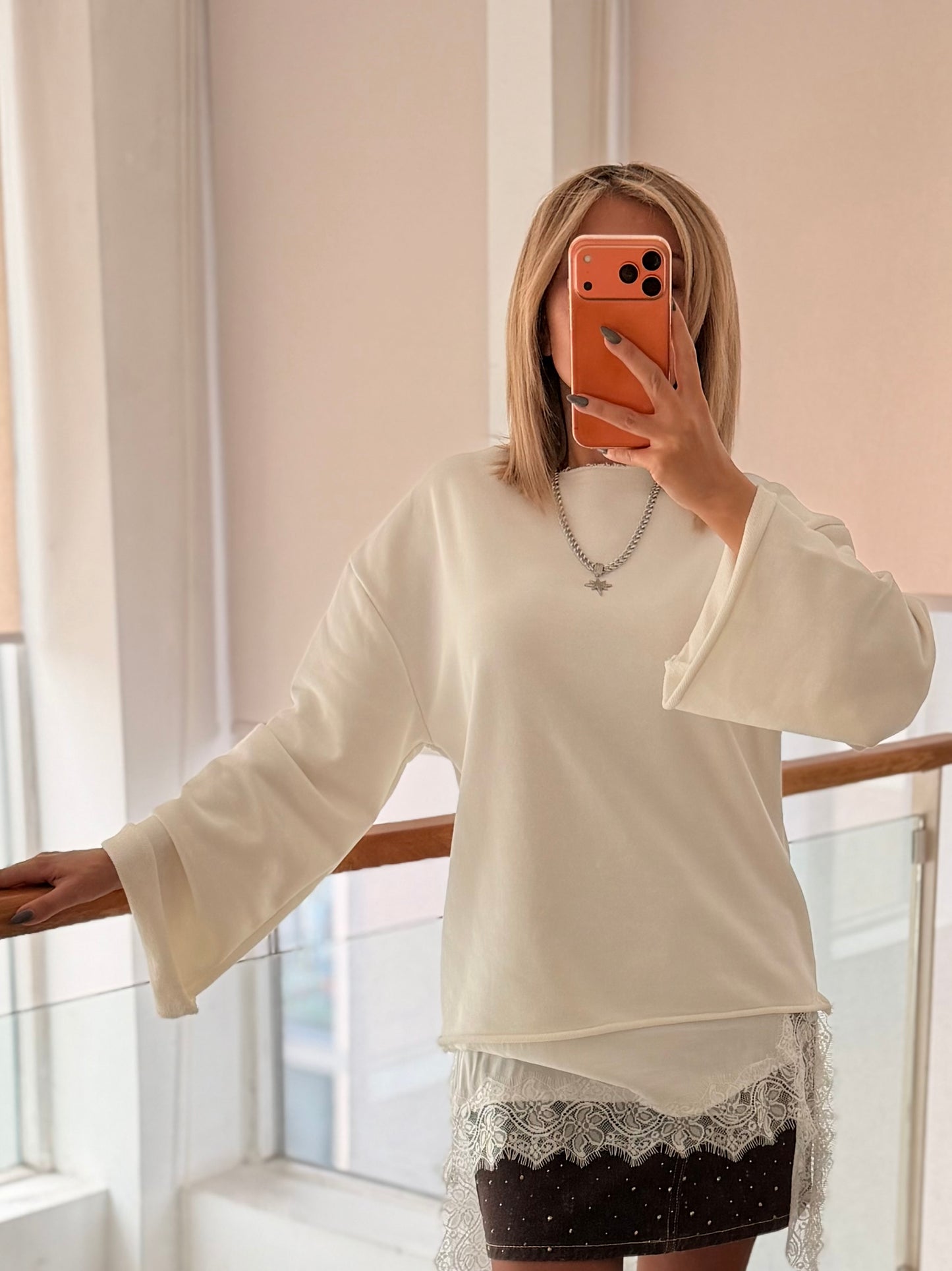 Concept Saten ve Dantel Detaylı Pamuklu Bluz