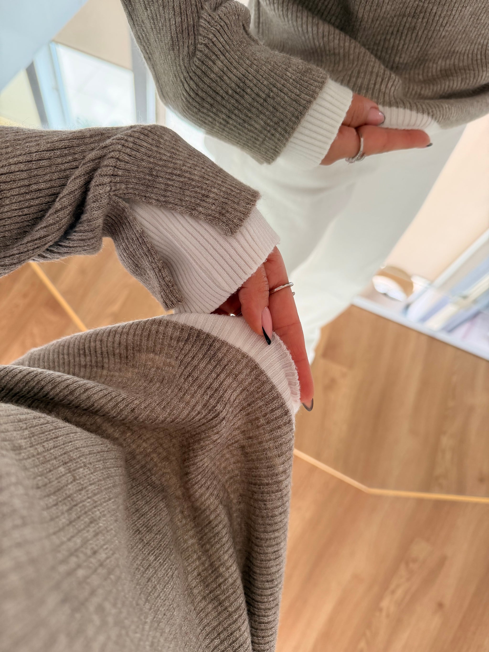 Vizon Yumuşak Doku Düğmeli Triko