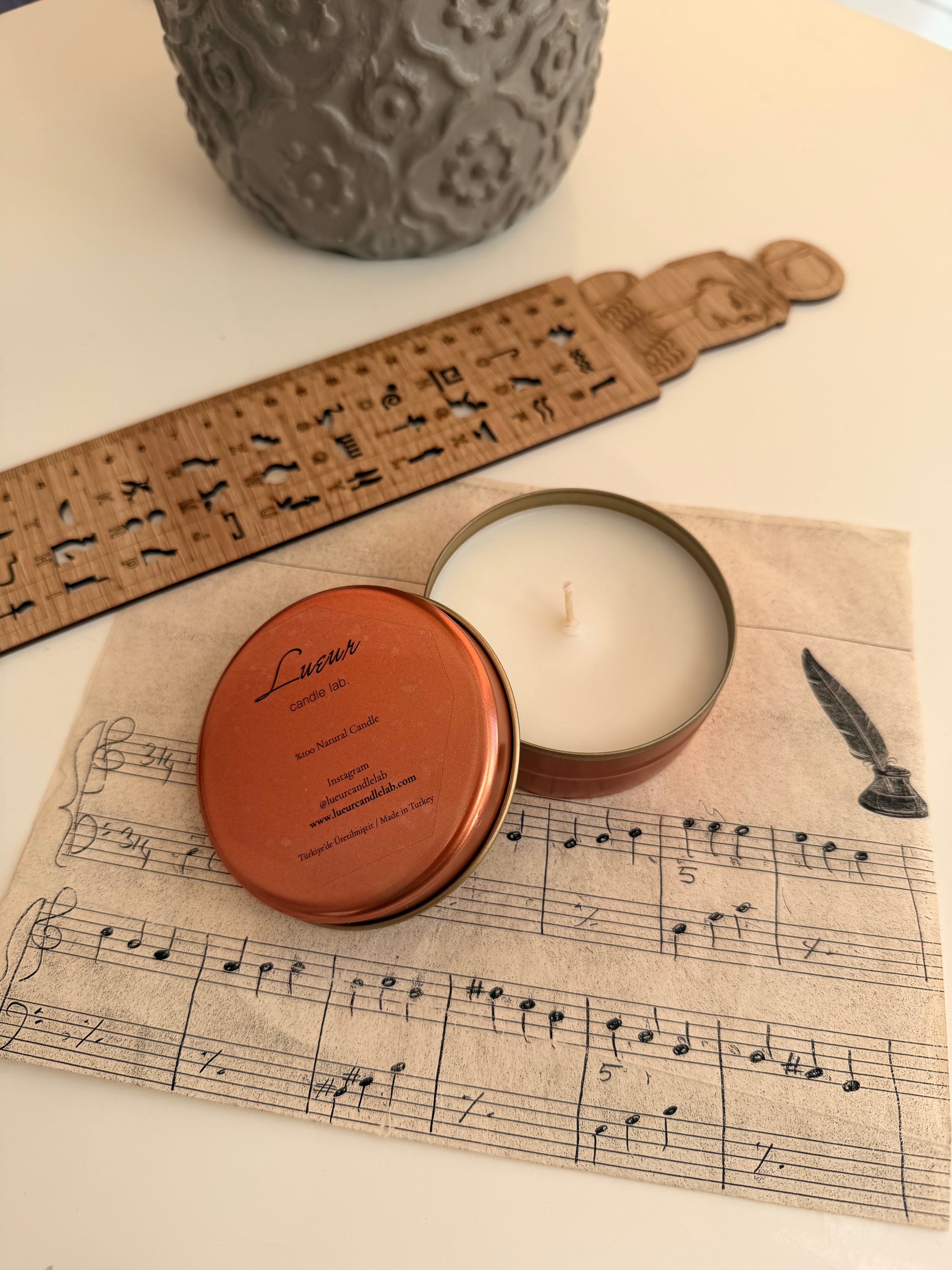 Lueur Premium Sandal Ağacı Kokulu Soya Mumu