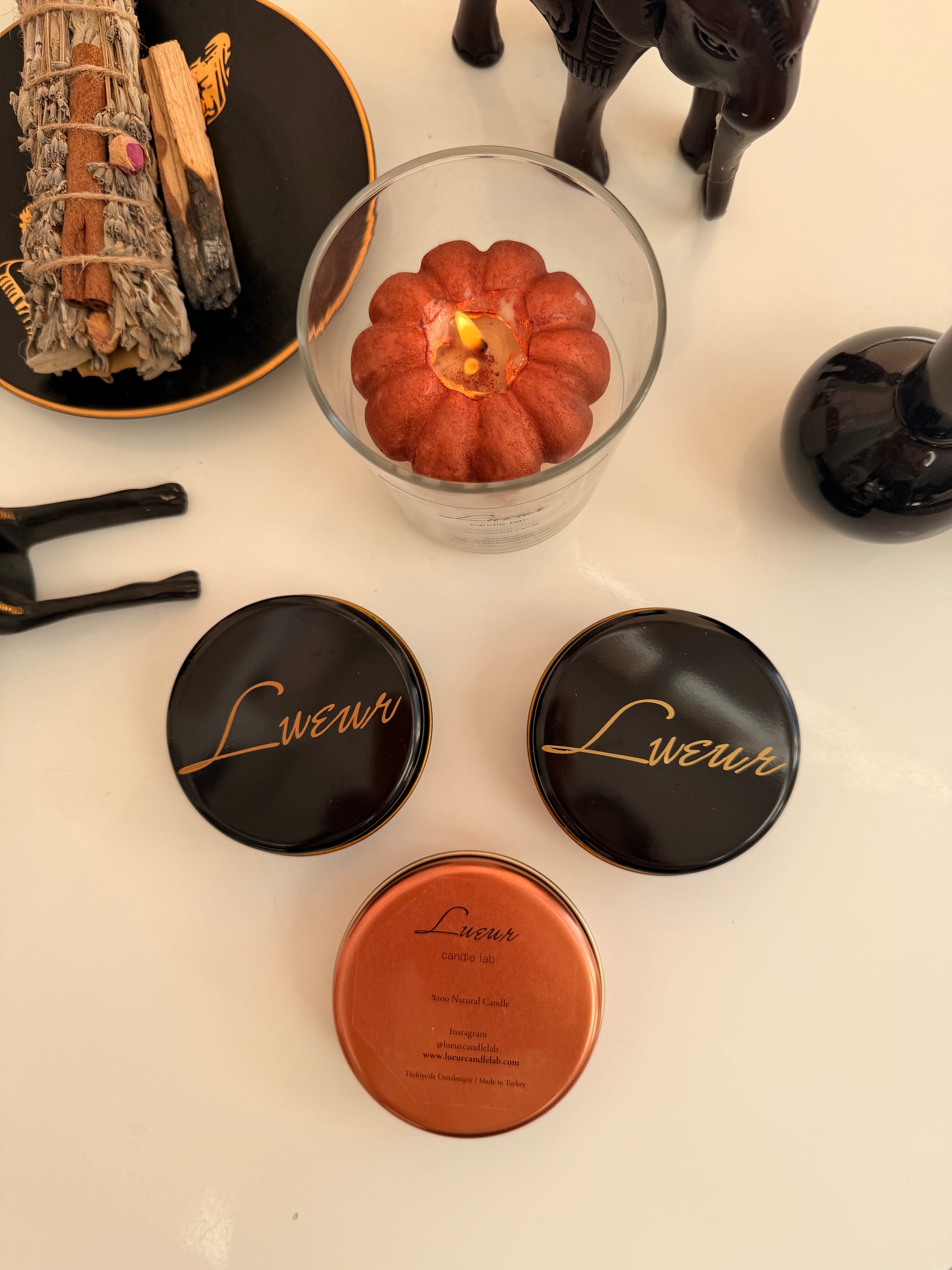 Lueur Premium Sandal Ağacı Kokulu Soya Mumu