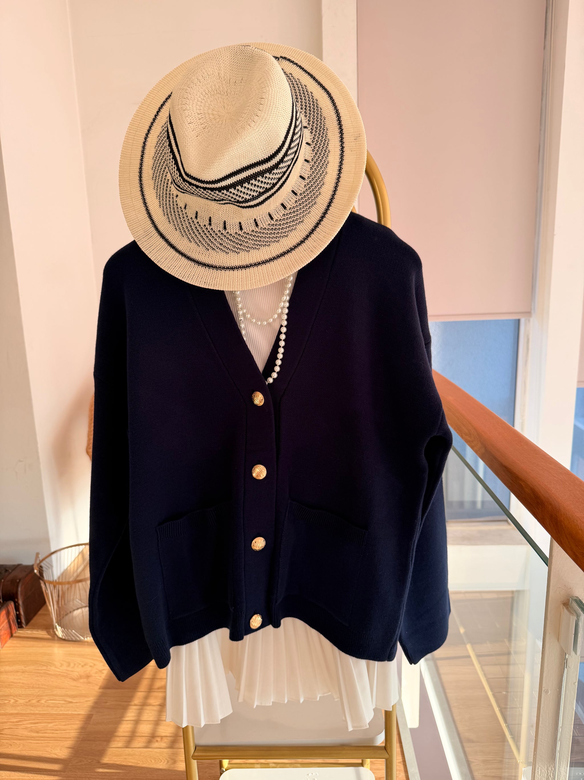 Lacivert Gold Düğmeli Cepli Hırka