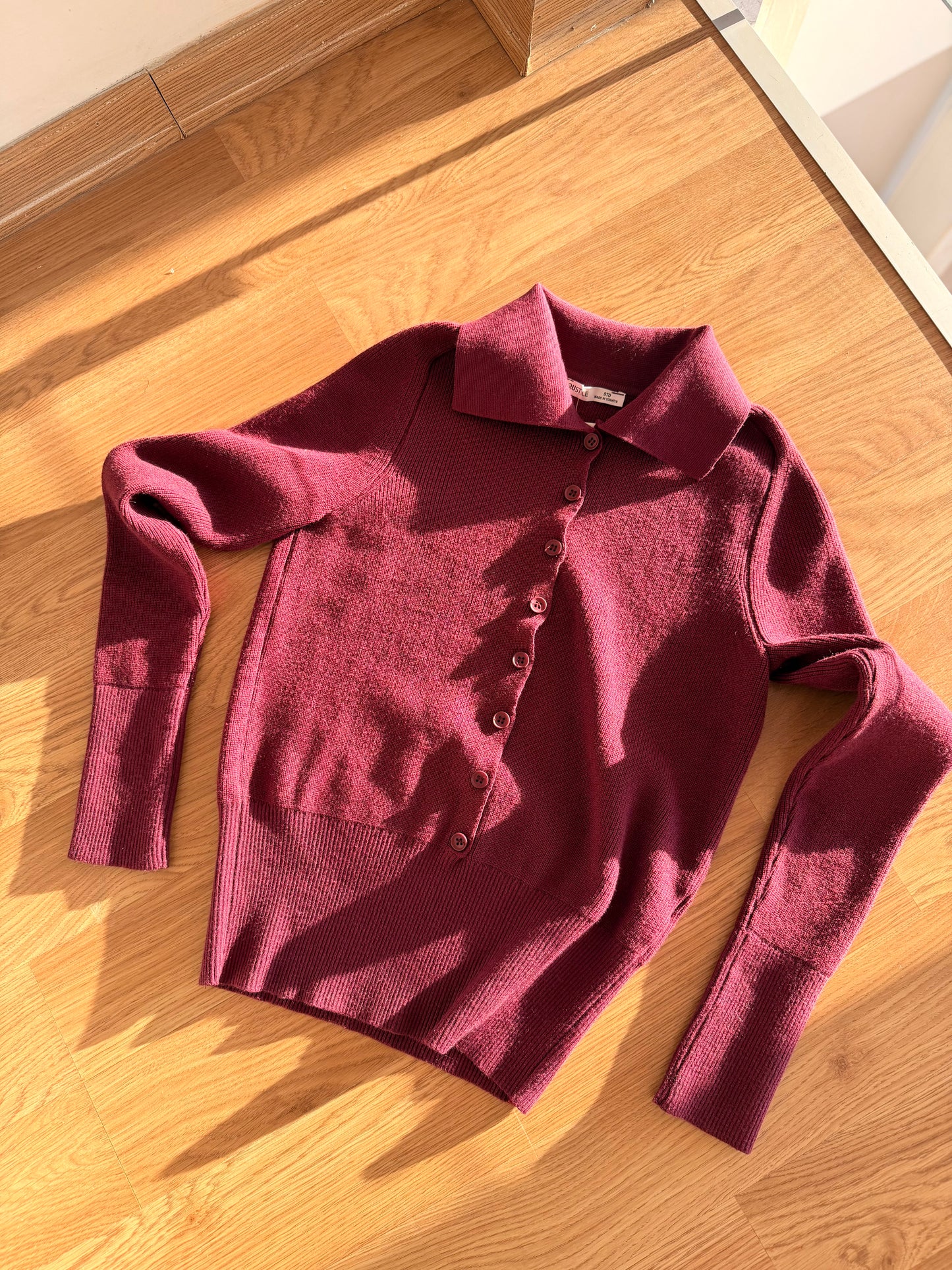 Mürdüm Polo Yaka Düğmeli Kadın Kazak