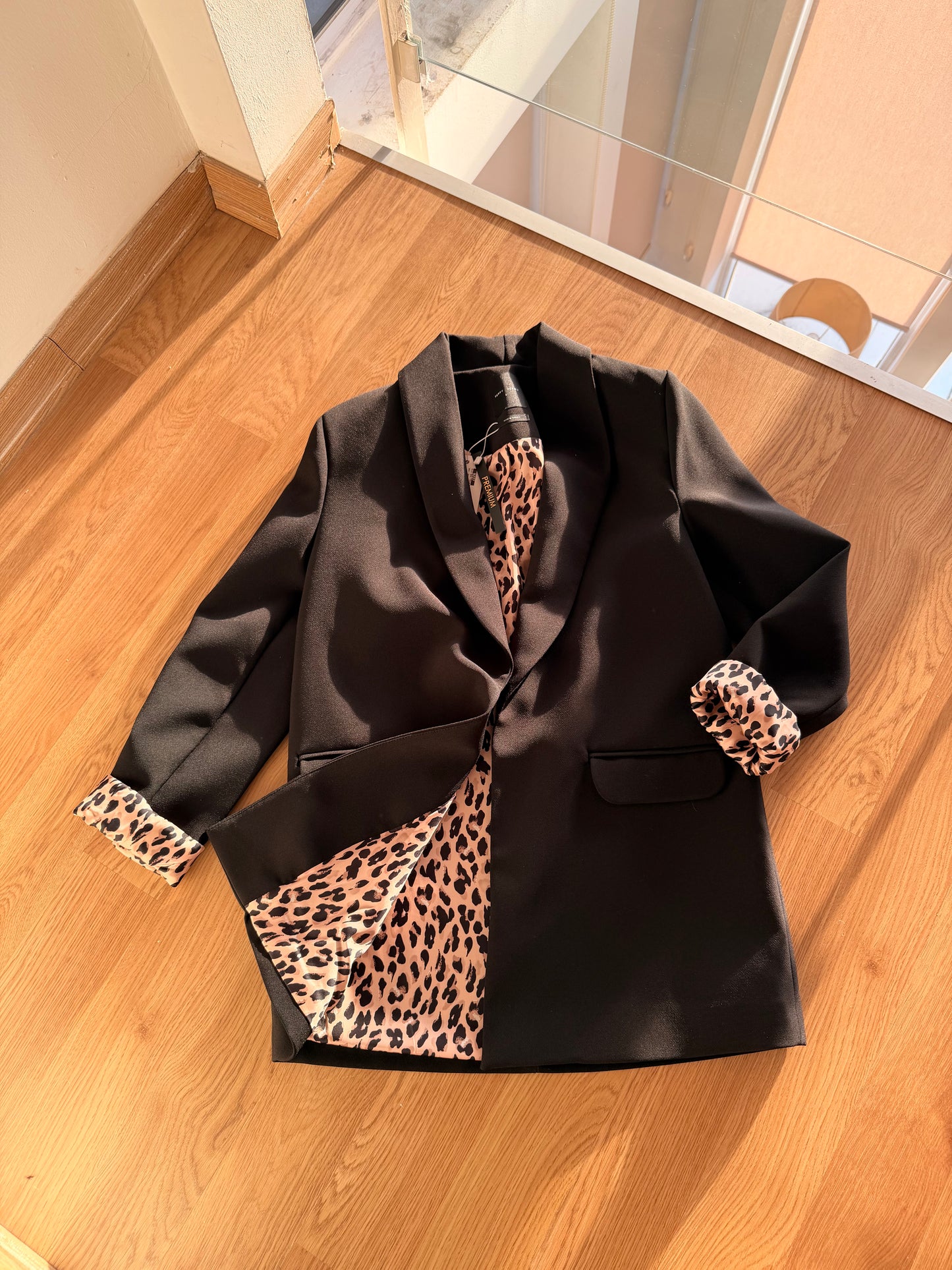 Premium Vatkalı Leopar Blazer Ceket