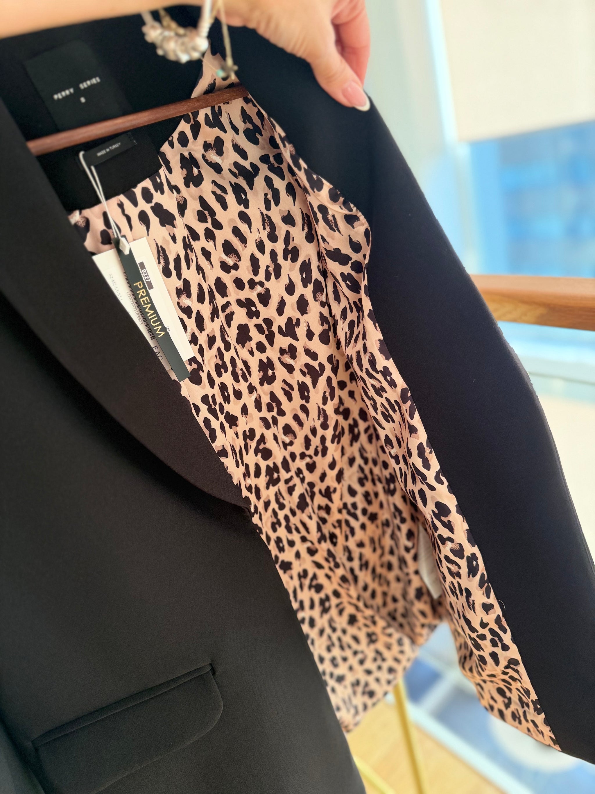 Premium Vatkalı Leopar Blazer Ceket