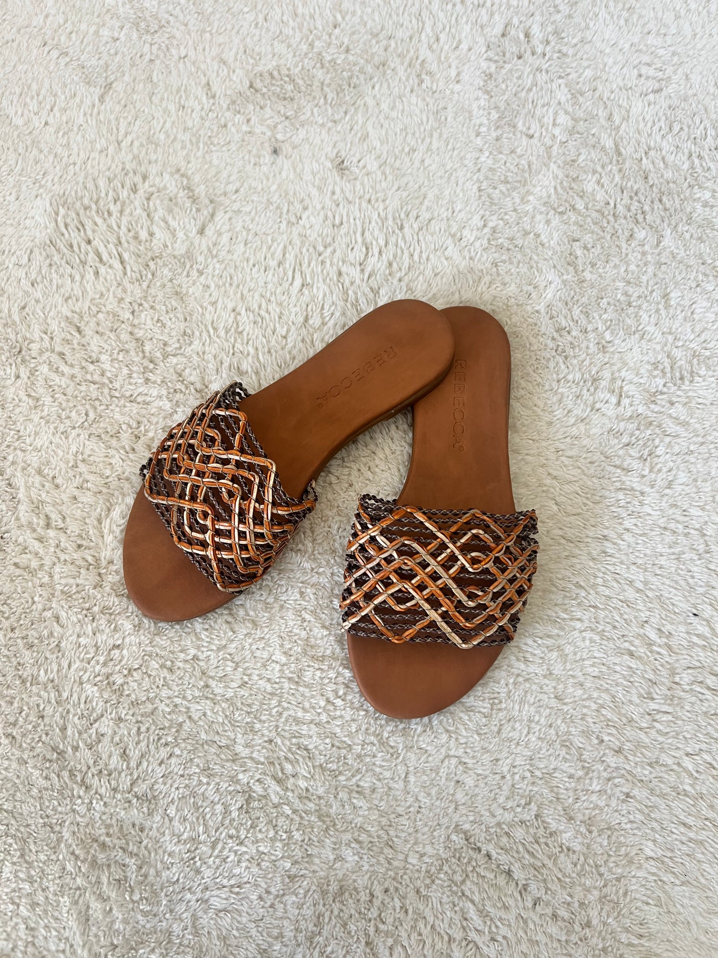 REBECCA DERİ KAHVE TERLİK