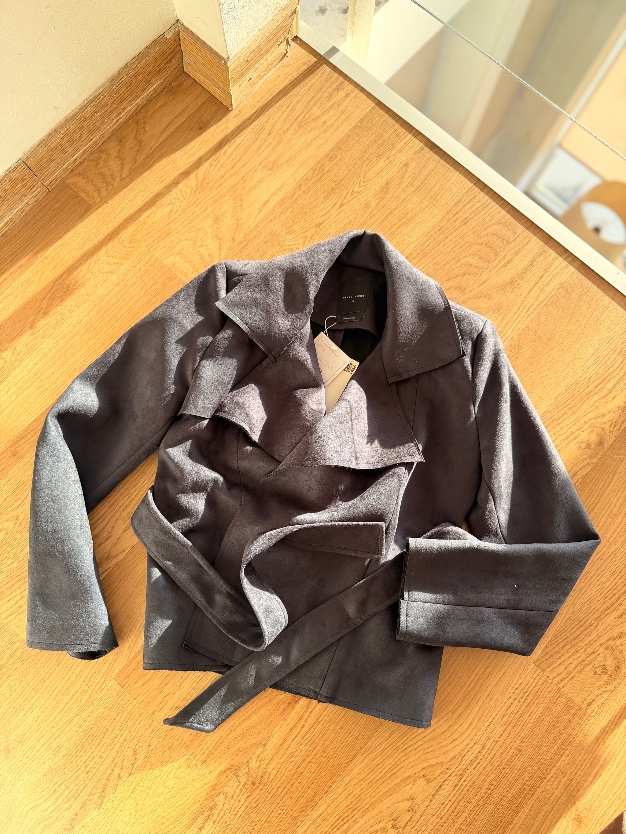 Premium Vatkalı Kısa Süet Trençkot